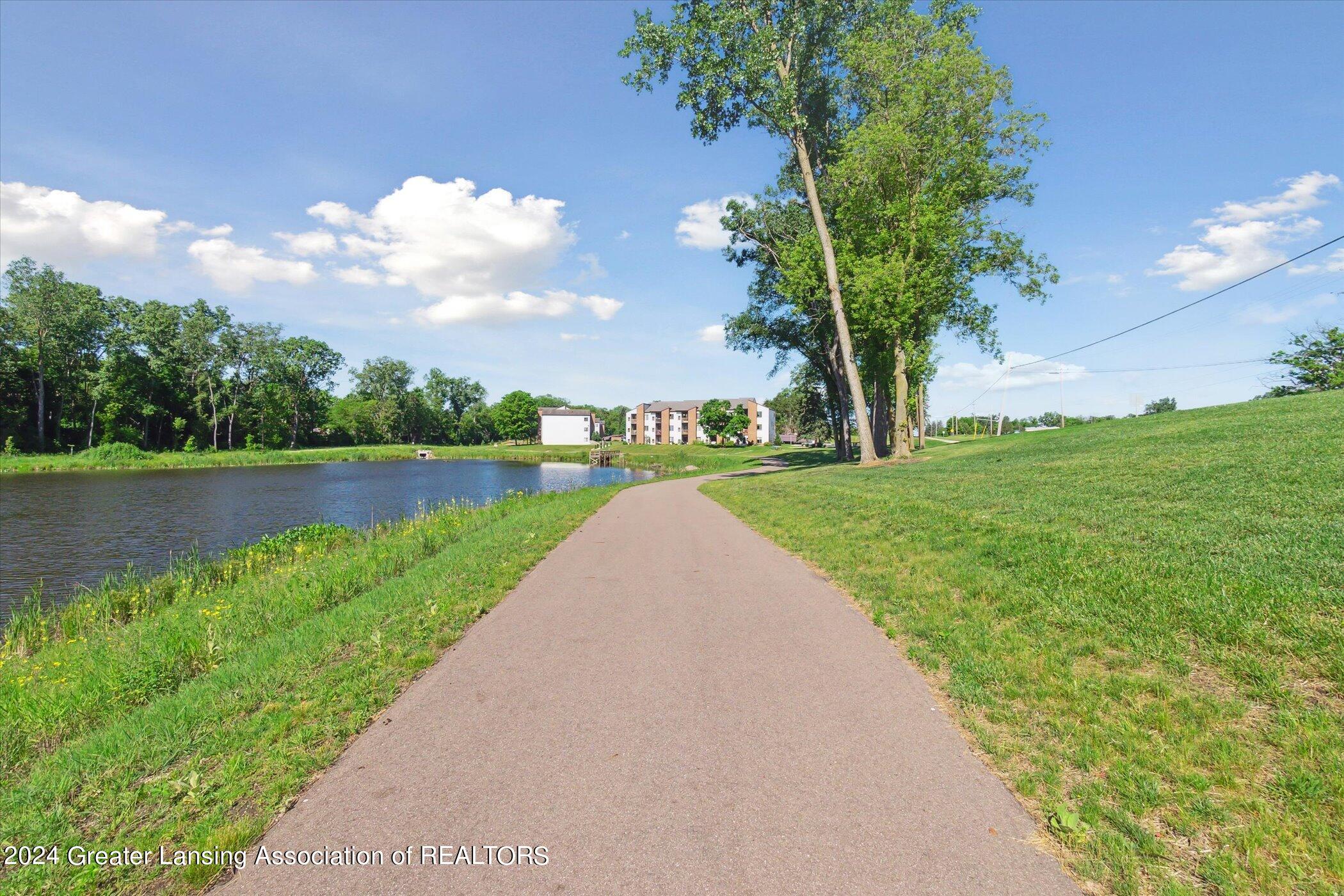 1460 E Pond Drive, 31