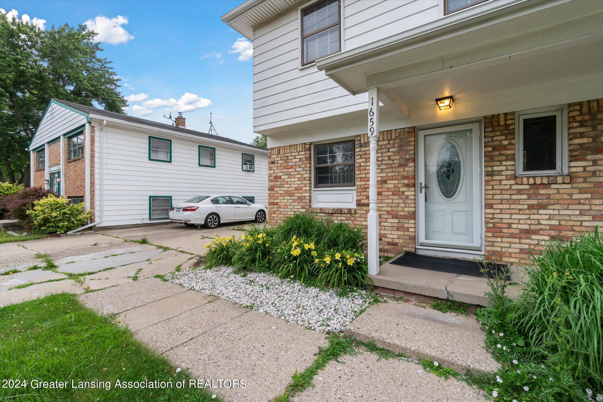 1659/1661 Haslett Road