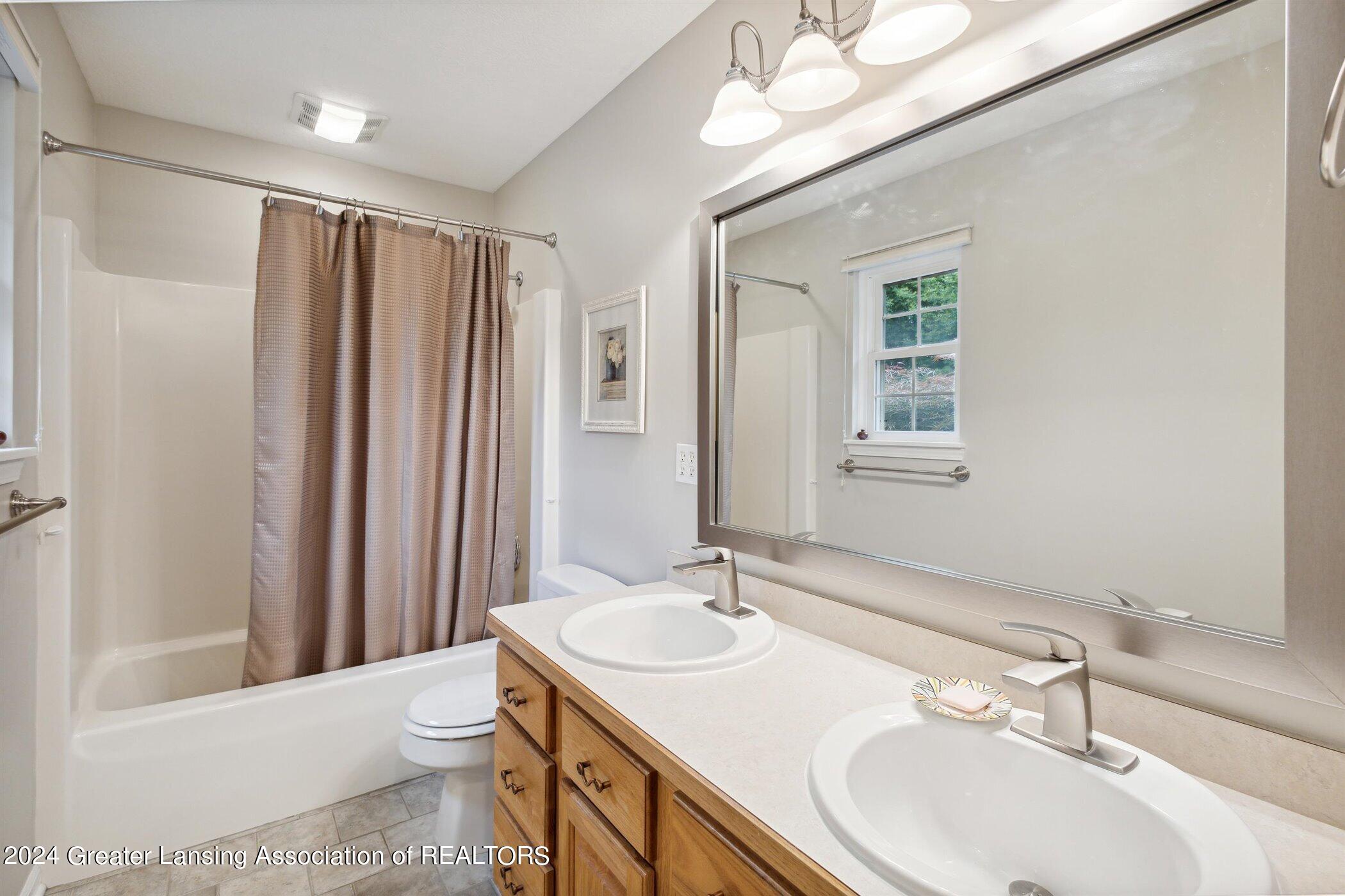 2324 Kirkland Ridge Drive