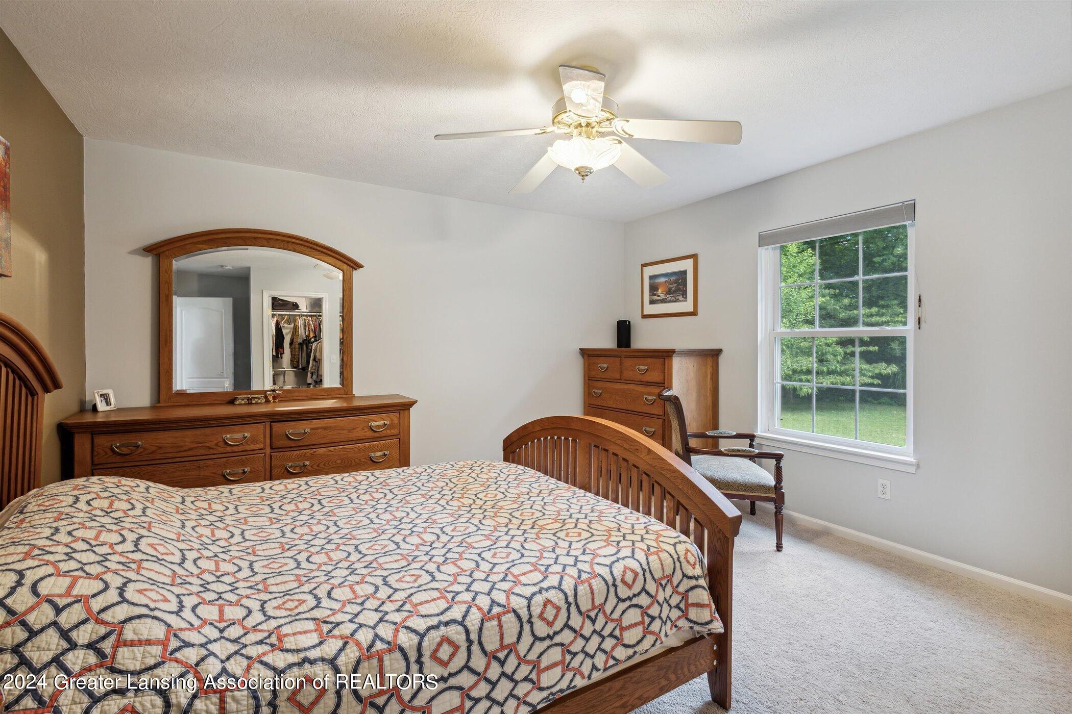 2324 Kirkland Ridge Drive