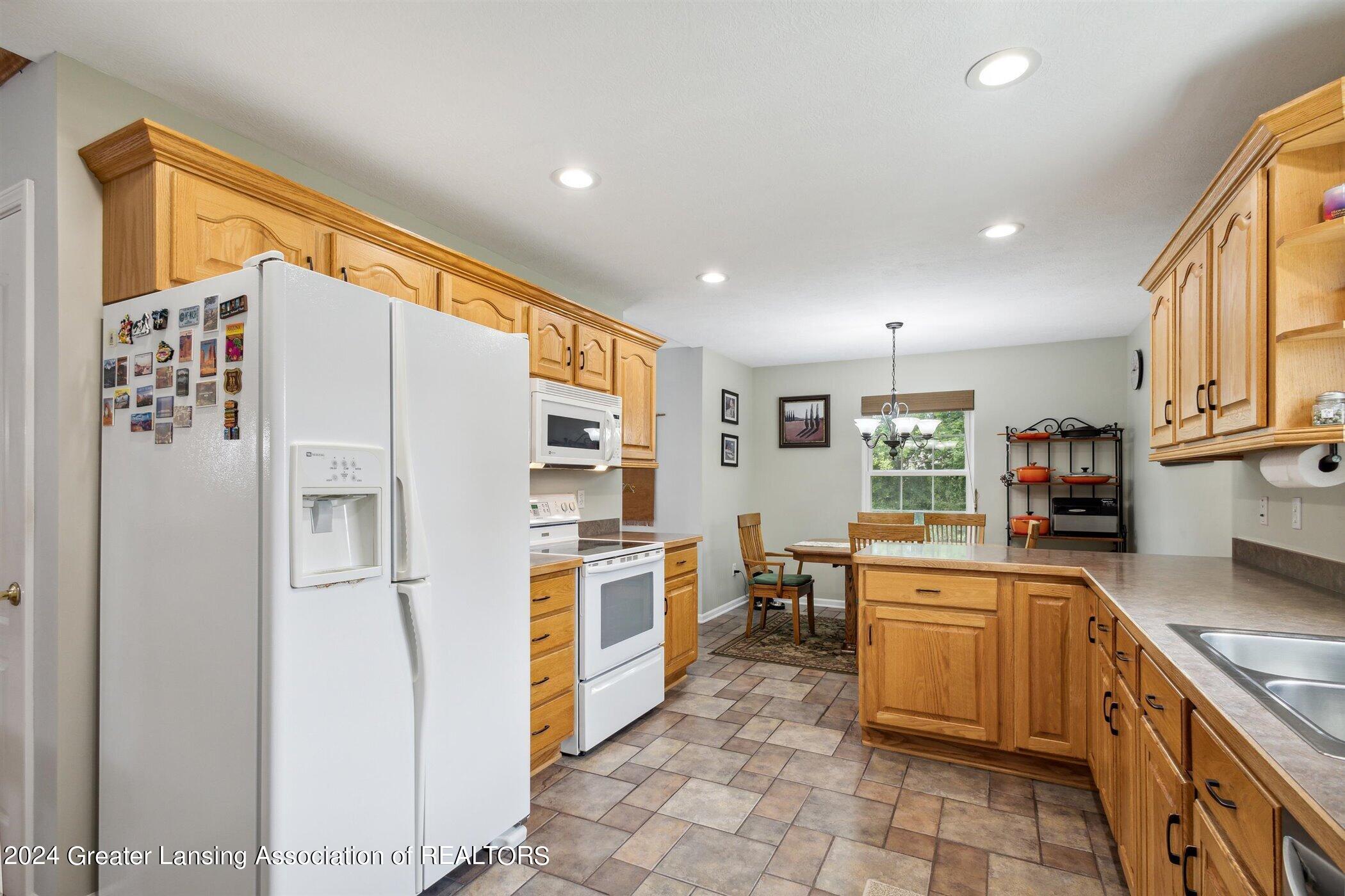 2324 Kirkland Ridge Drive