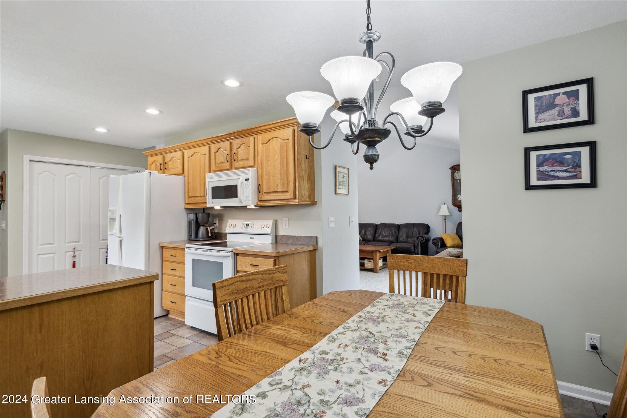 2324 Kirkland Ridge Drive