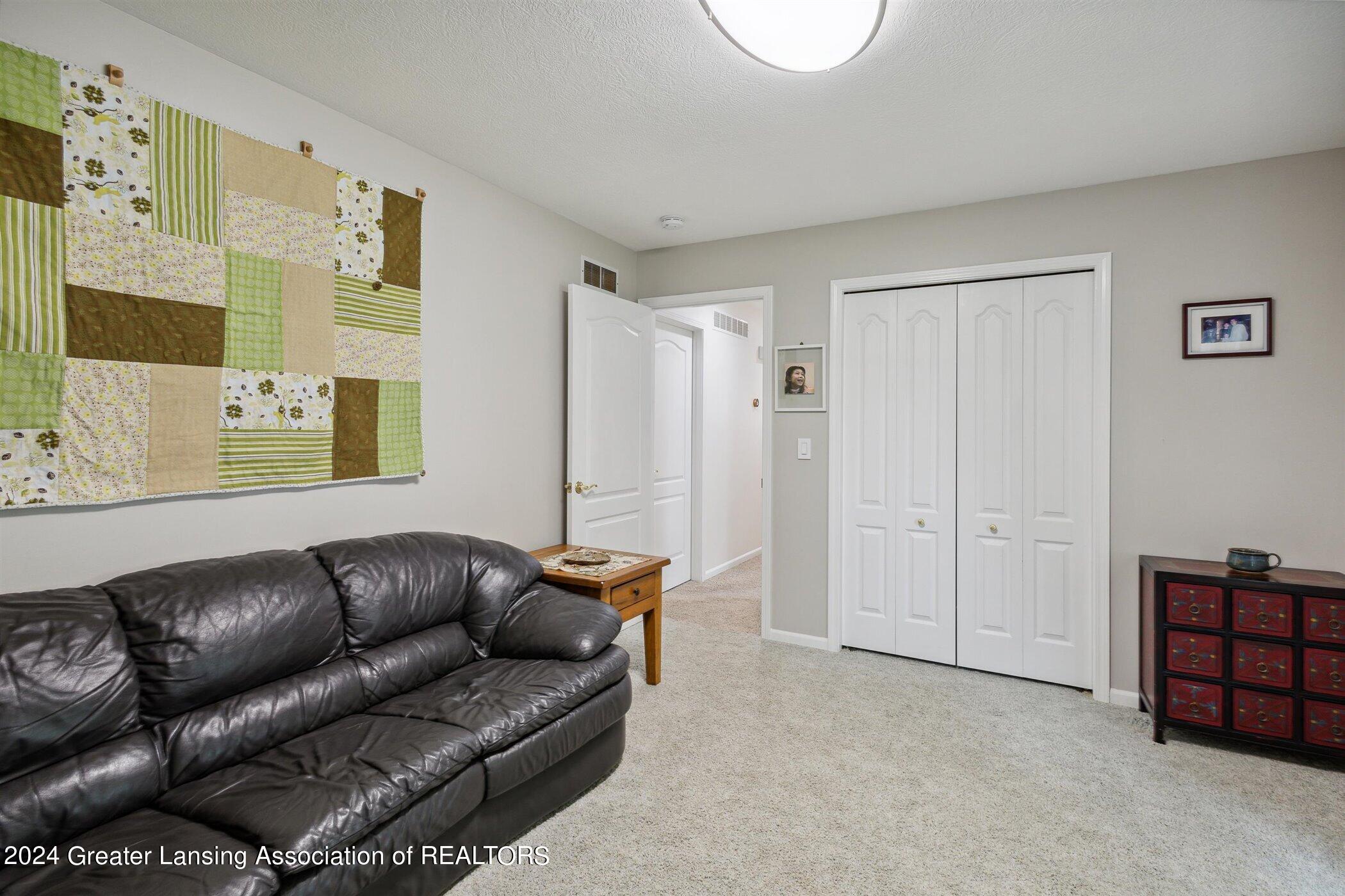 2324 Kirkland Ridge Drive