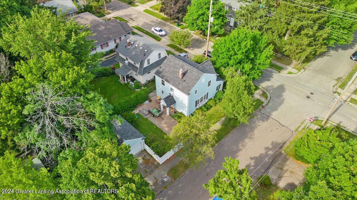 2422 Teel Avenue