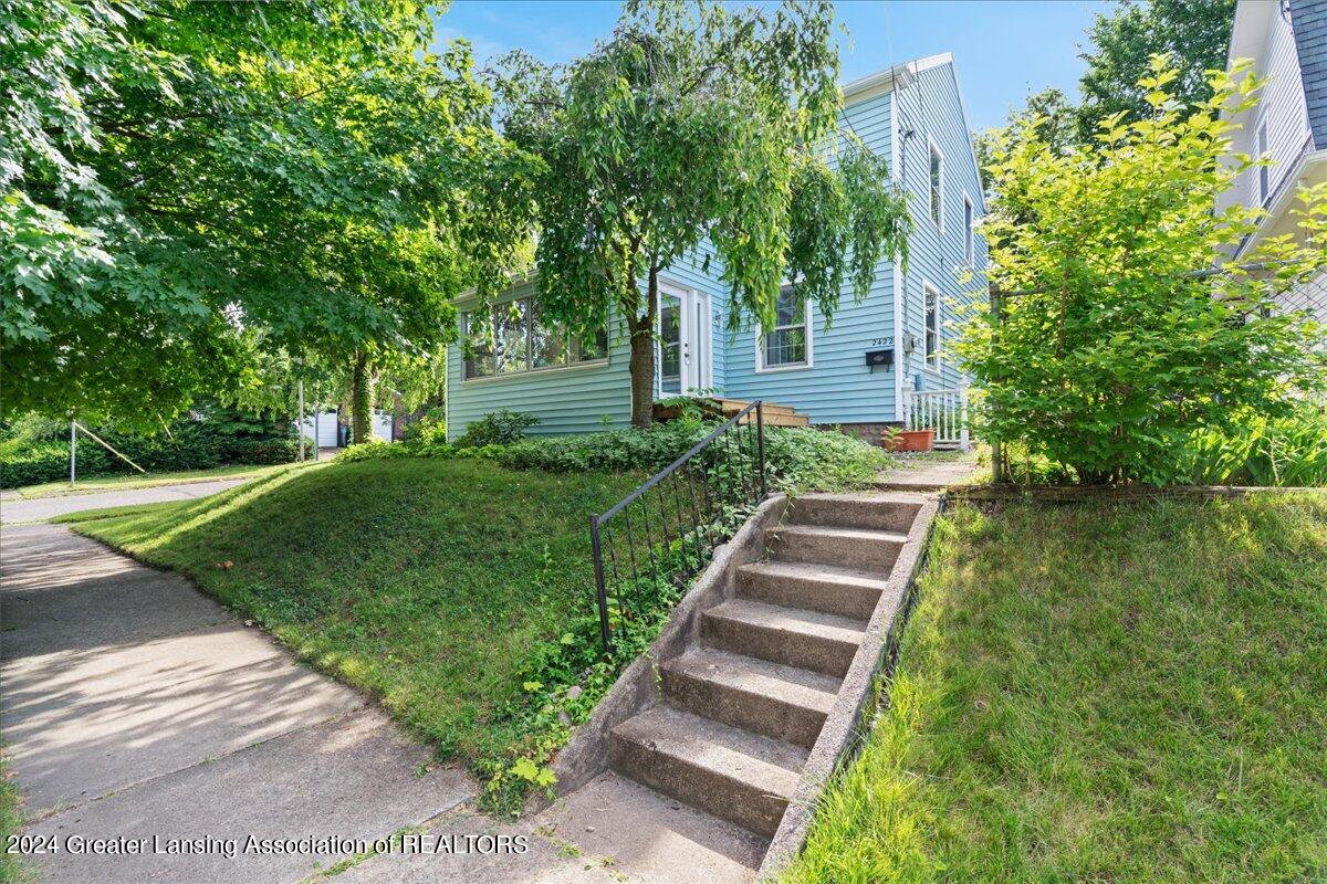 2422 Teel Avenue