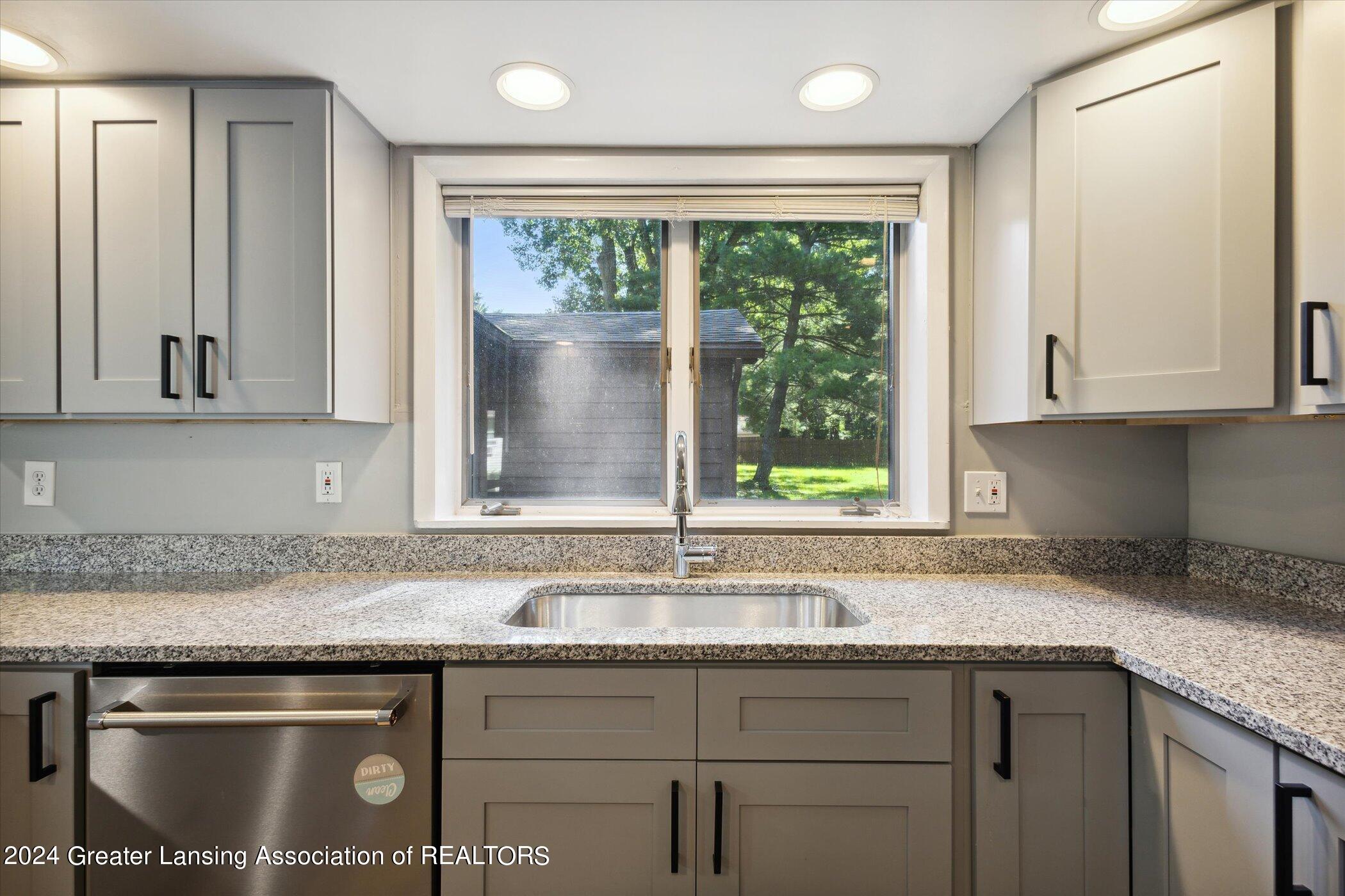 2309 Lake Lansing Road