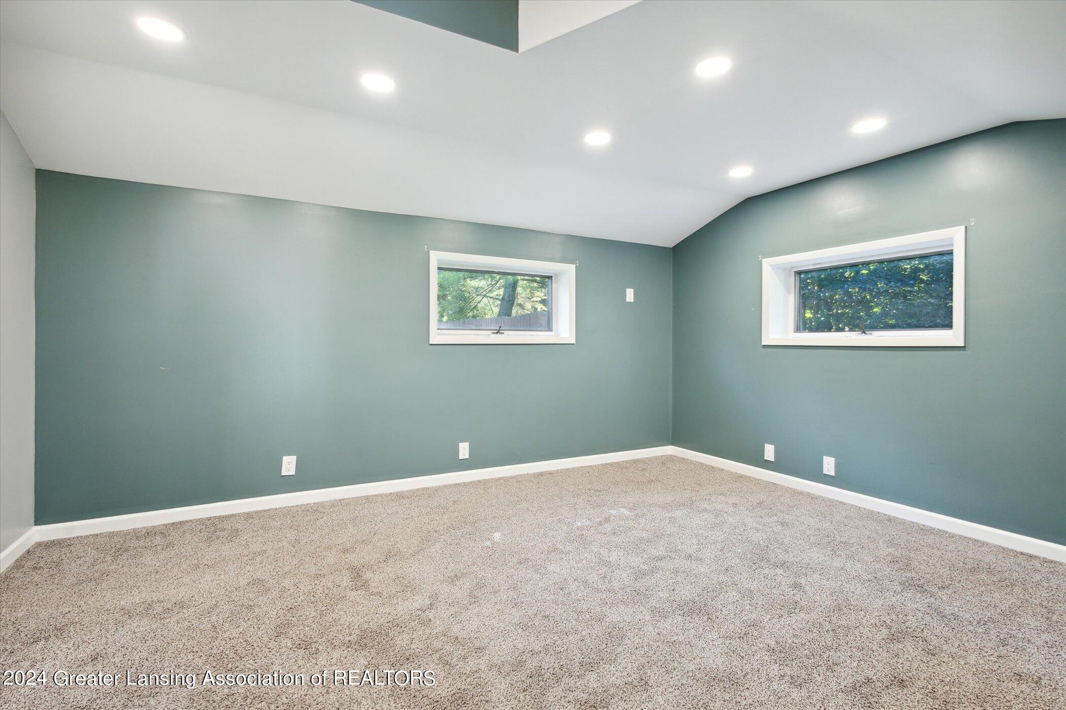 2309 Lake Lansing Road