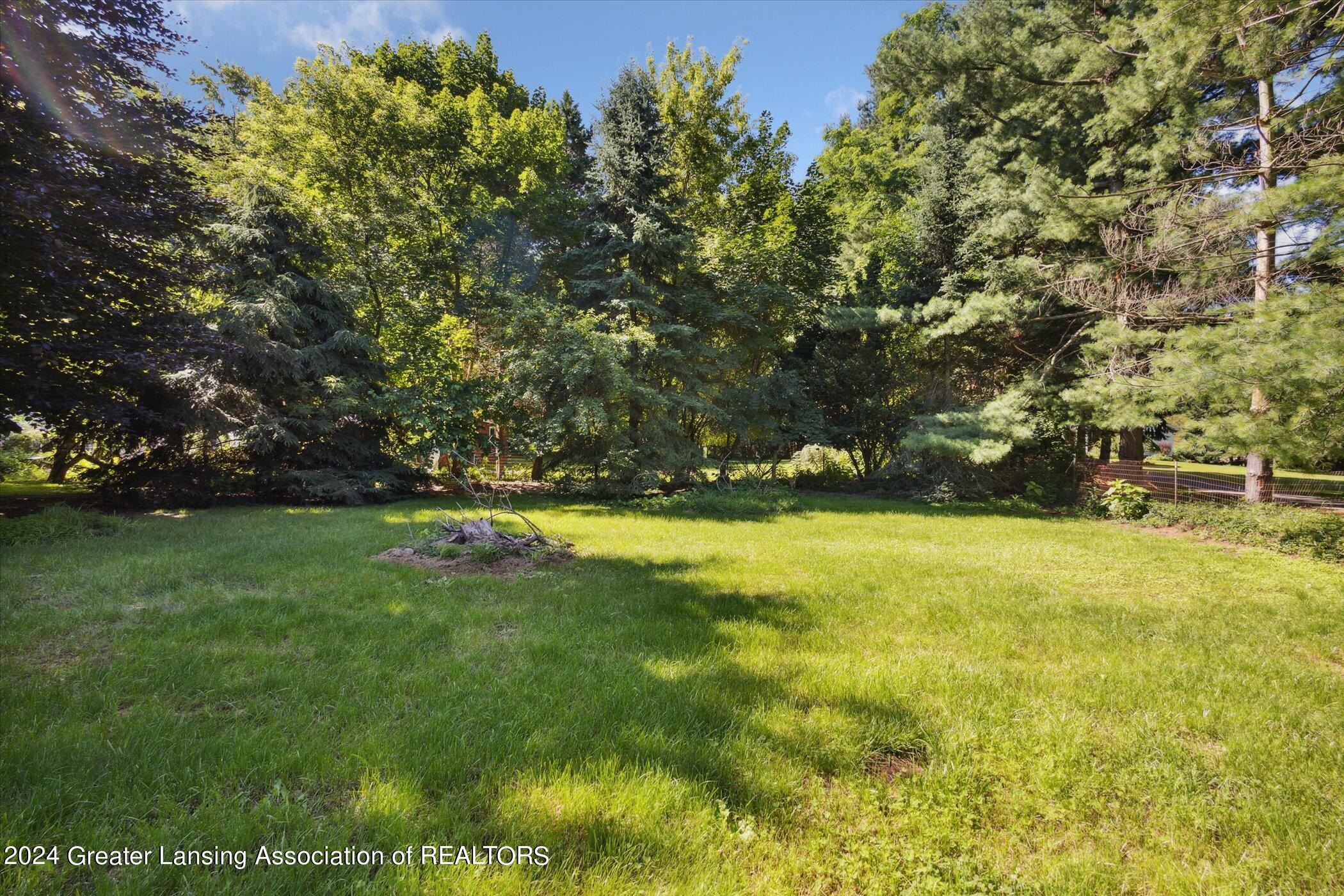 2309 Lake Lansing Road