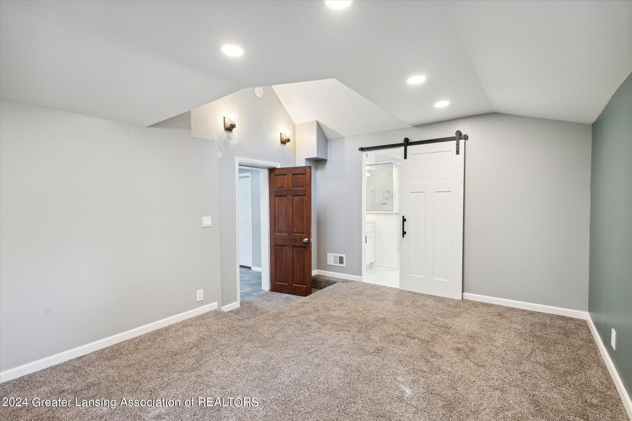 2309 Lake Lansing Road