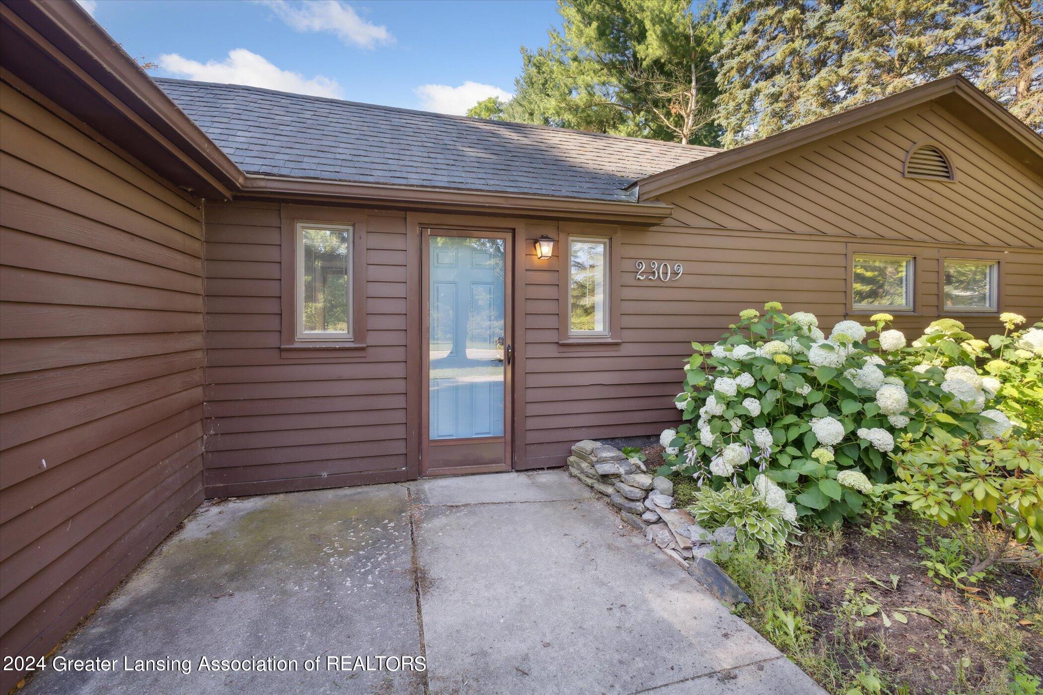 2309 Lake Lansing Road