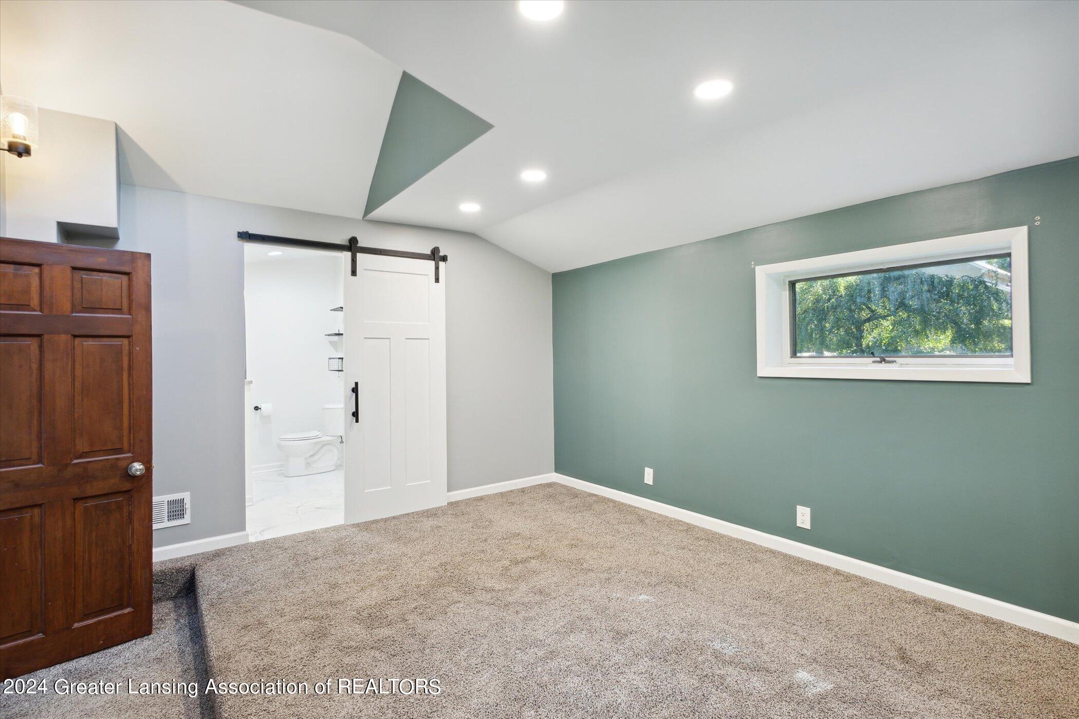 2309 Lake Lansing Road