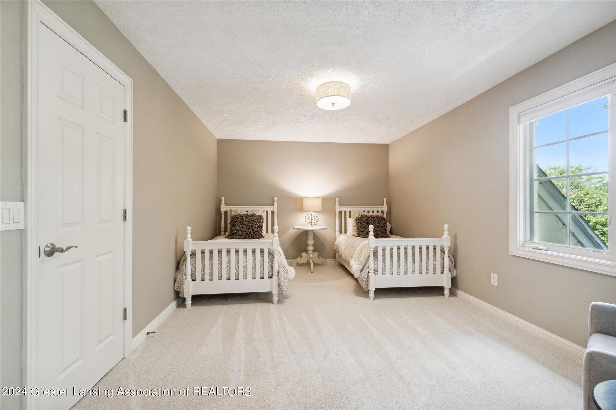 3546 Autumnwood Lane