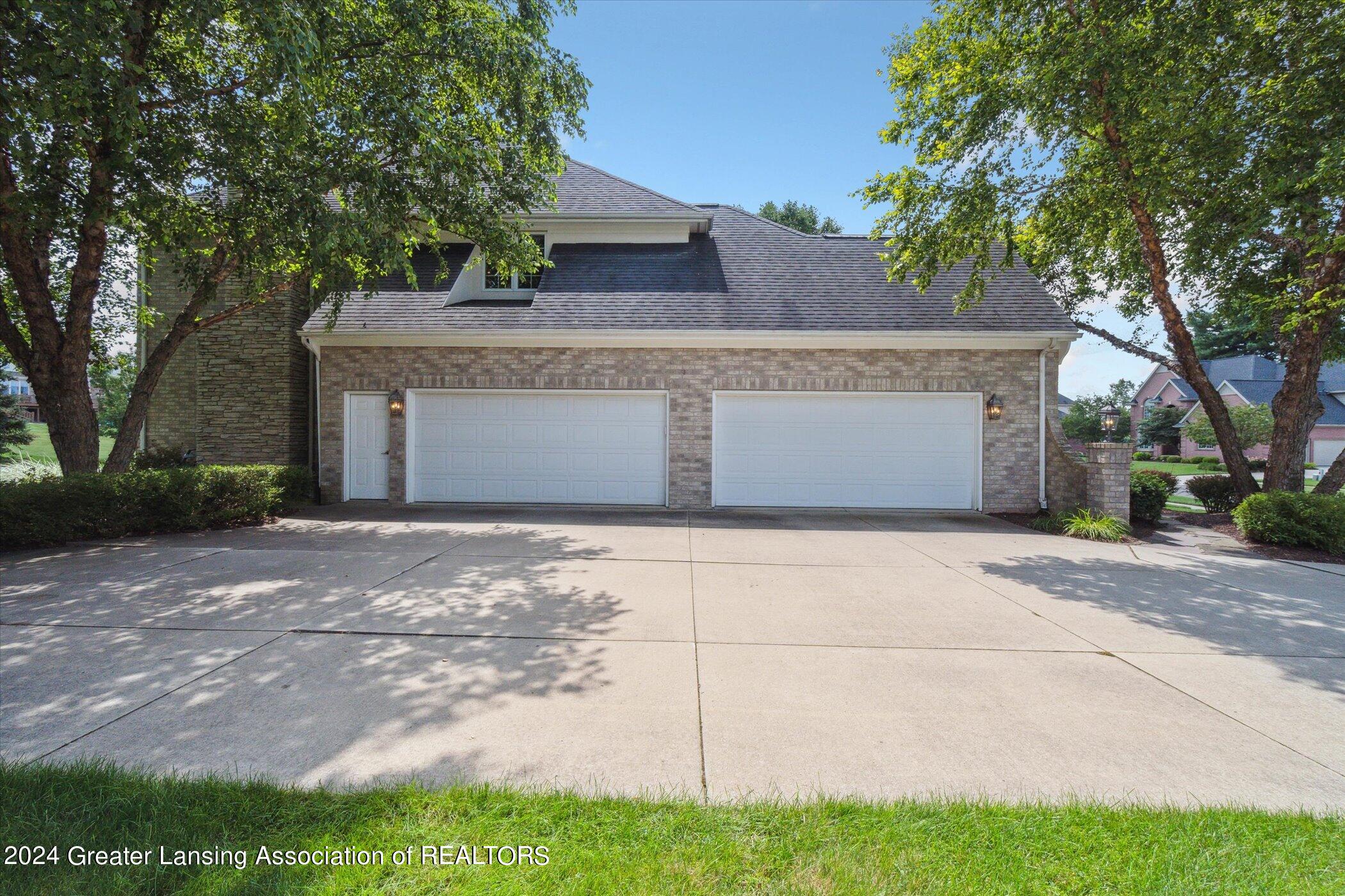 3546 Autumnwood Lane