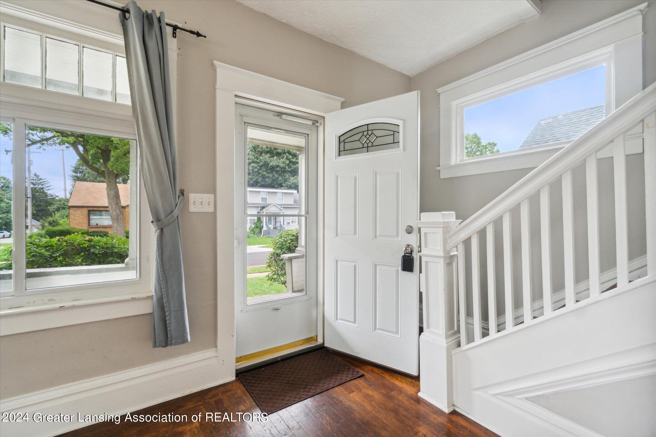 2400 Strathmore Road