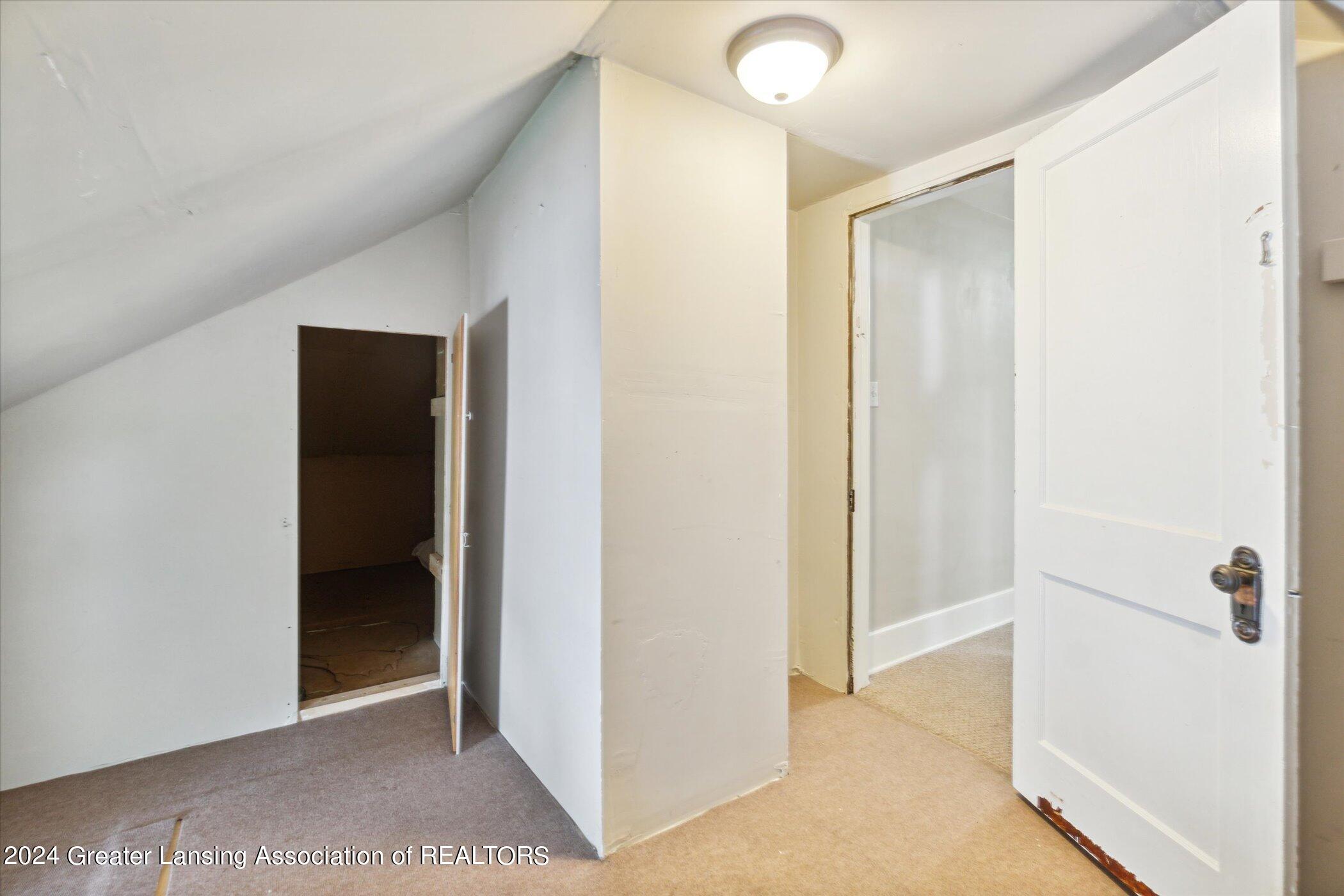 2400 Strathmore Road