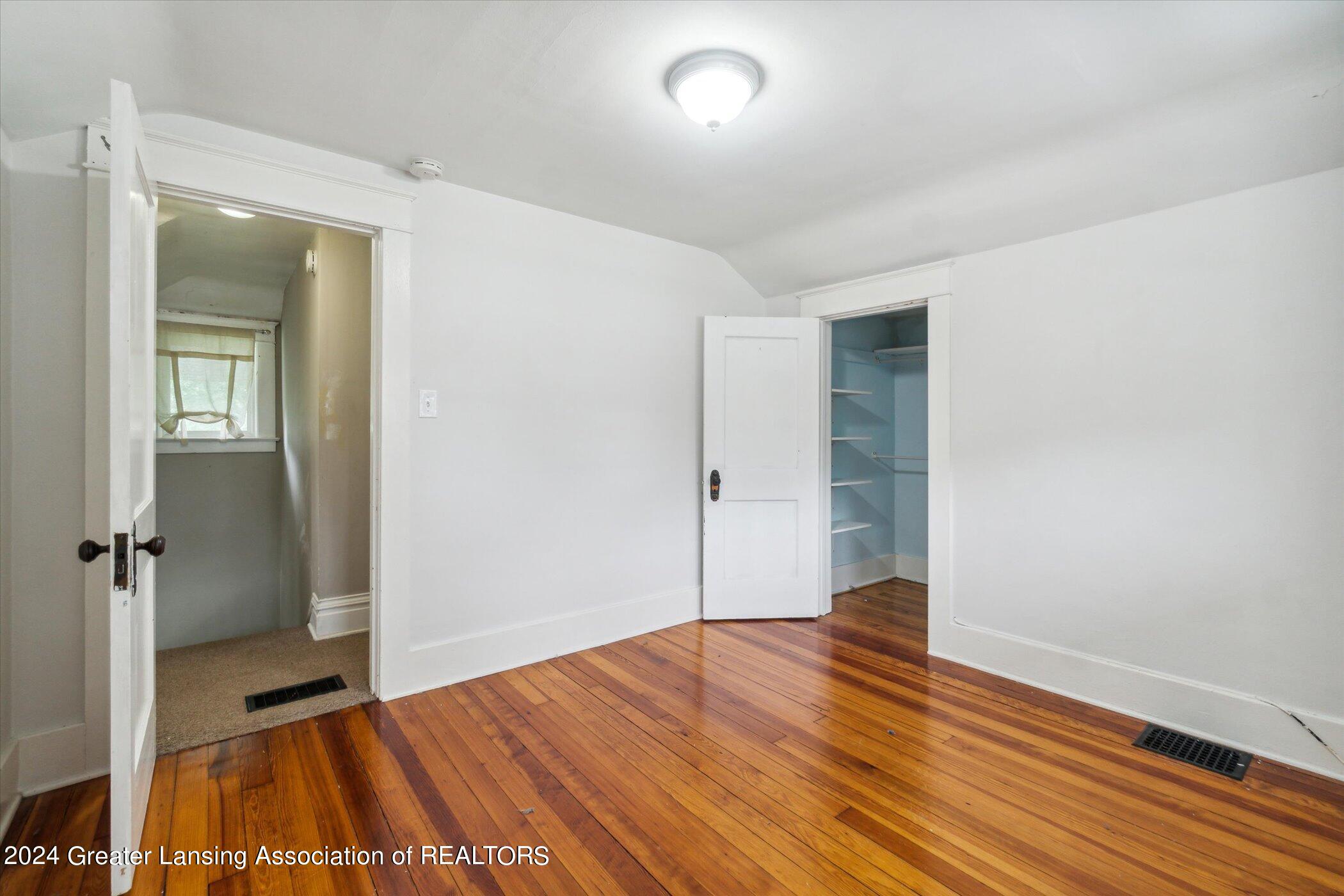 2400 Strathmore Road