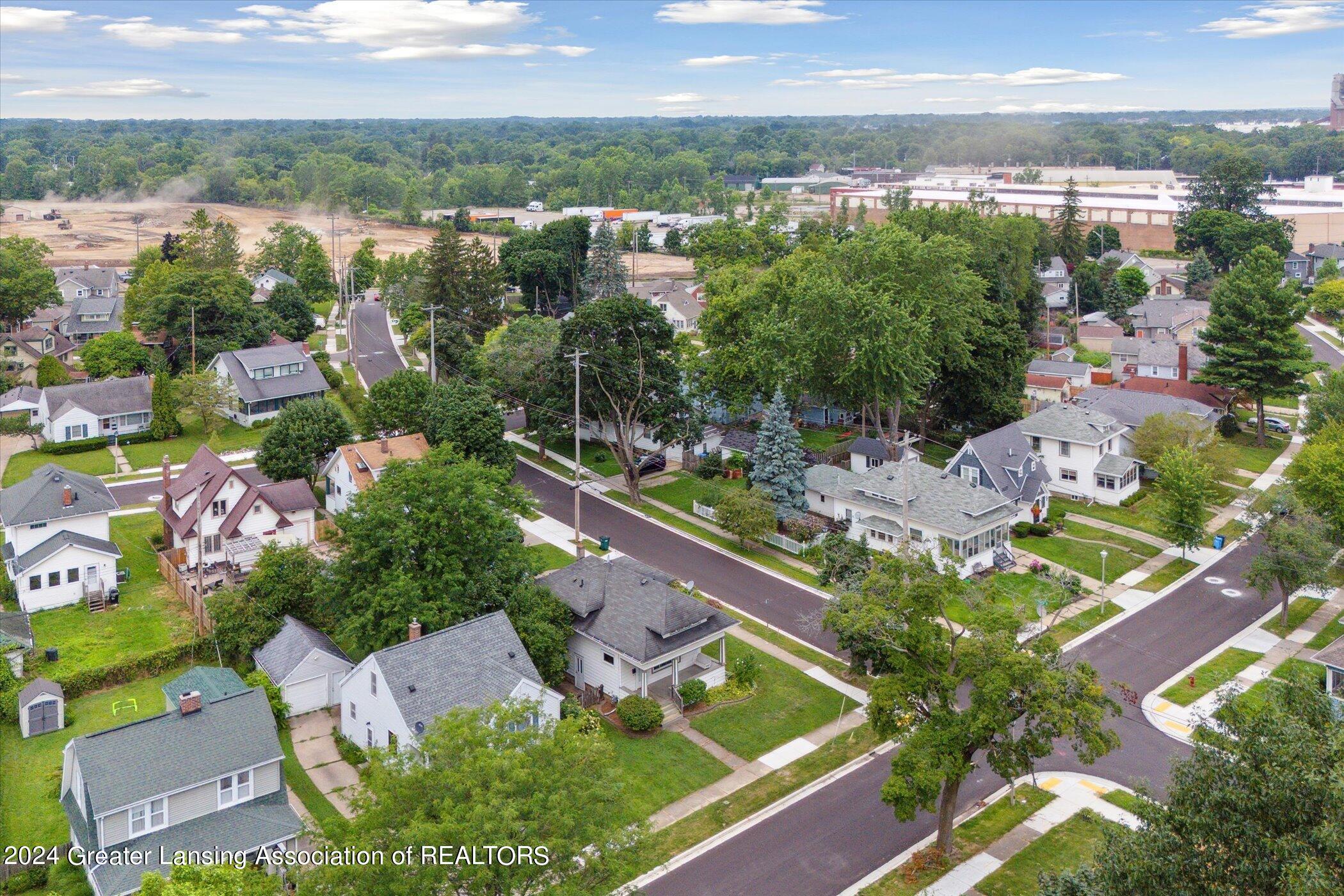 2400 Strathmore Road