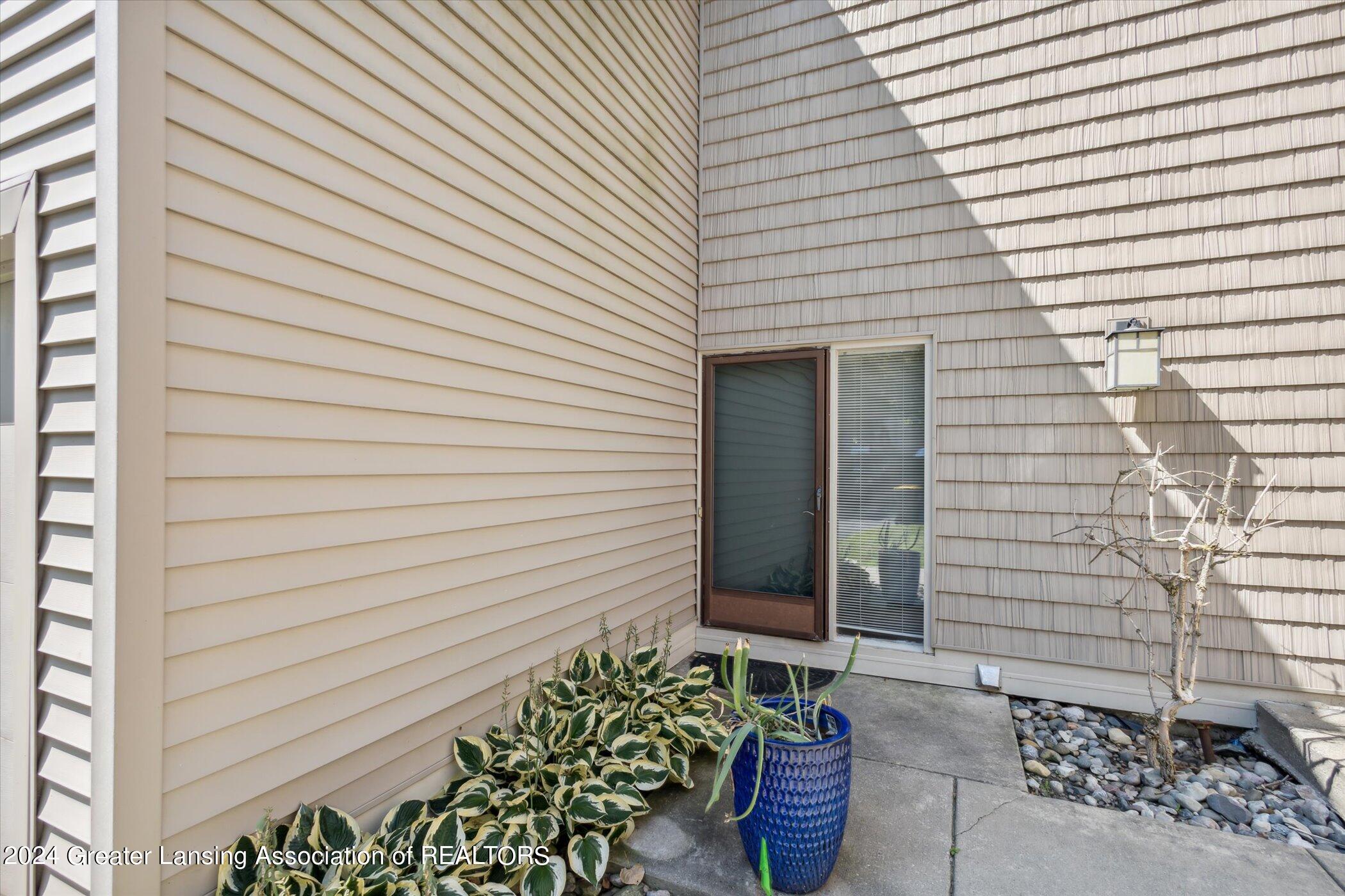 3631 East Meadows Court