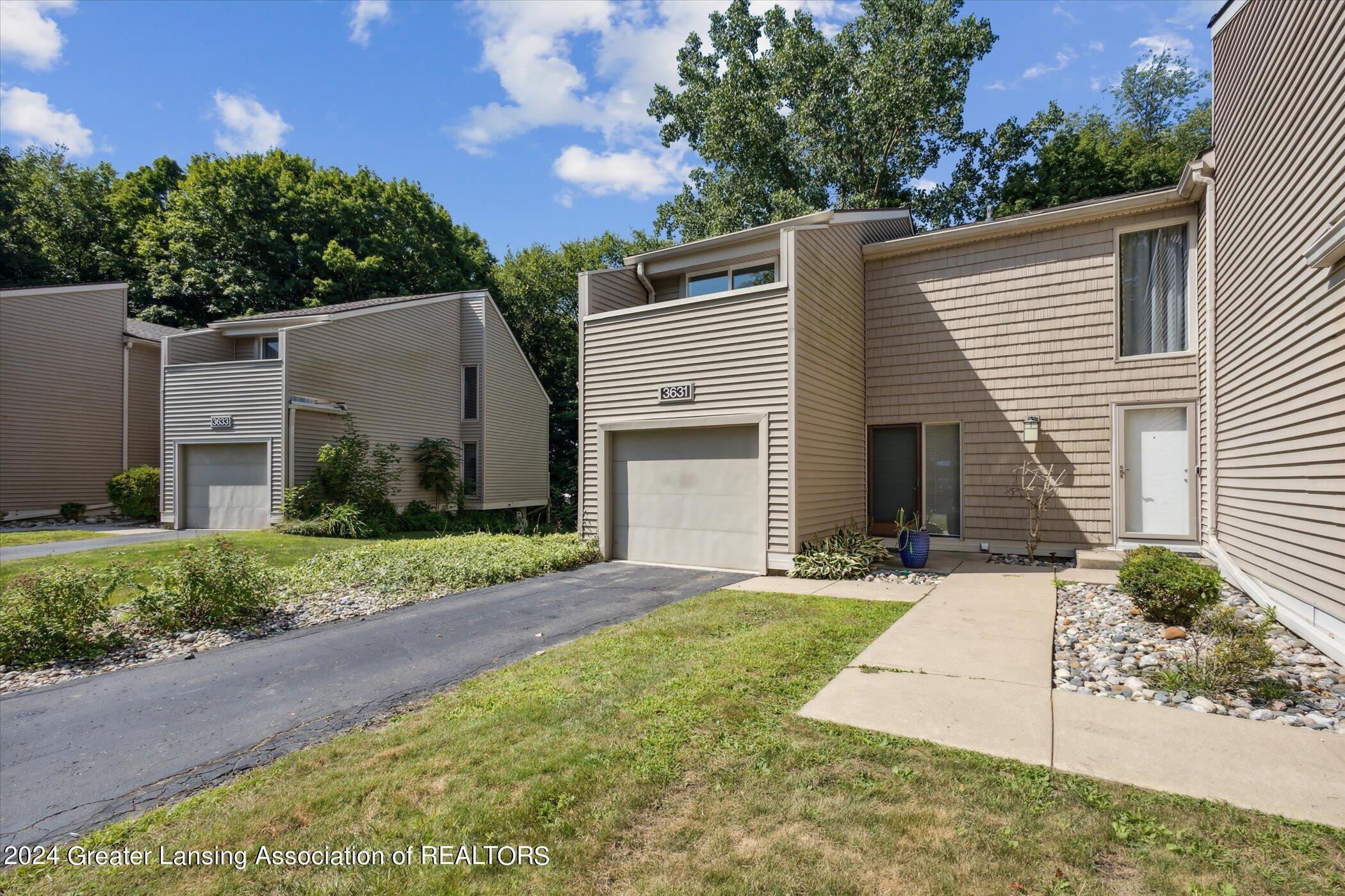 3631 East Meadows Court