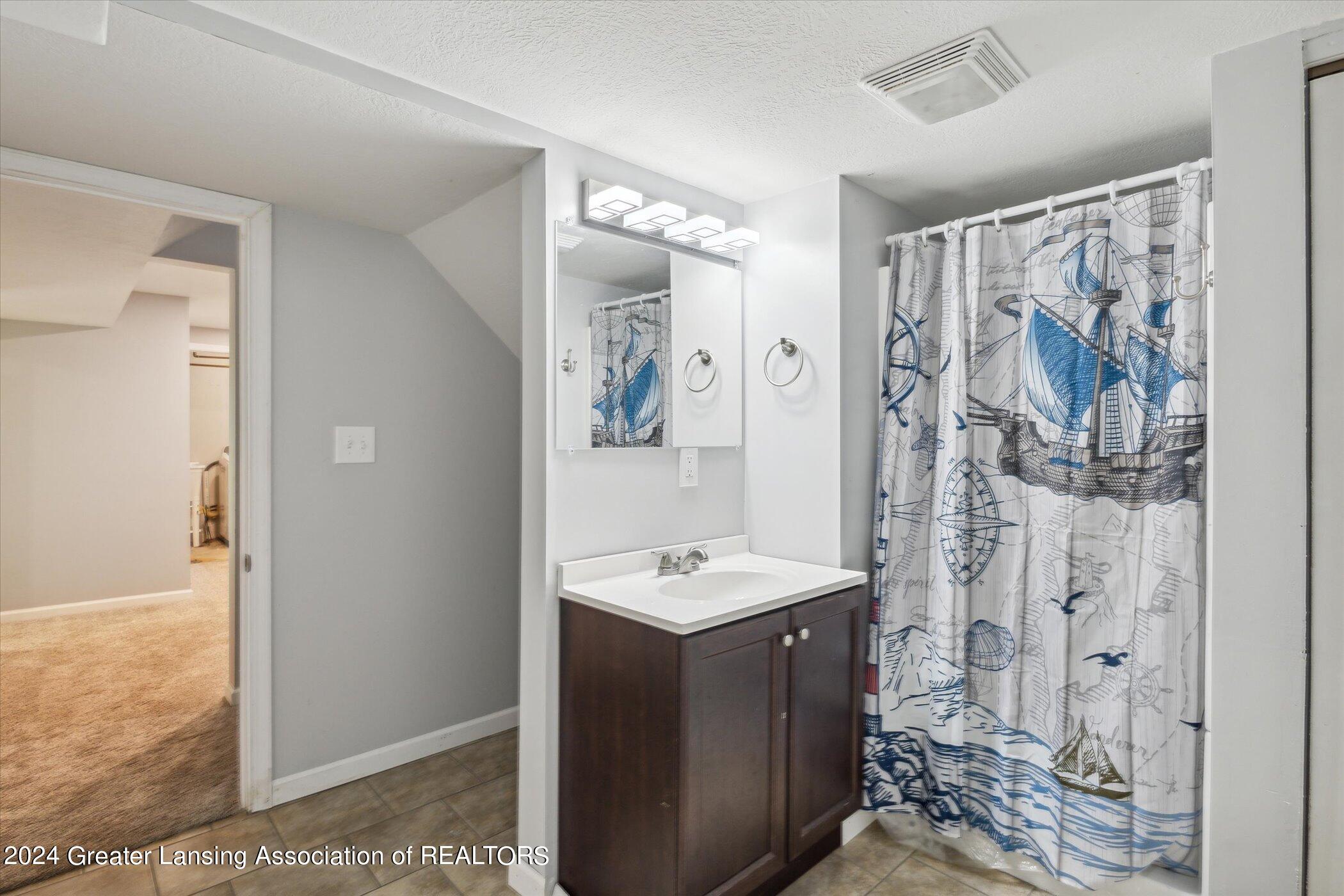 3631 East Meadows Court