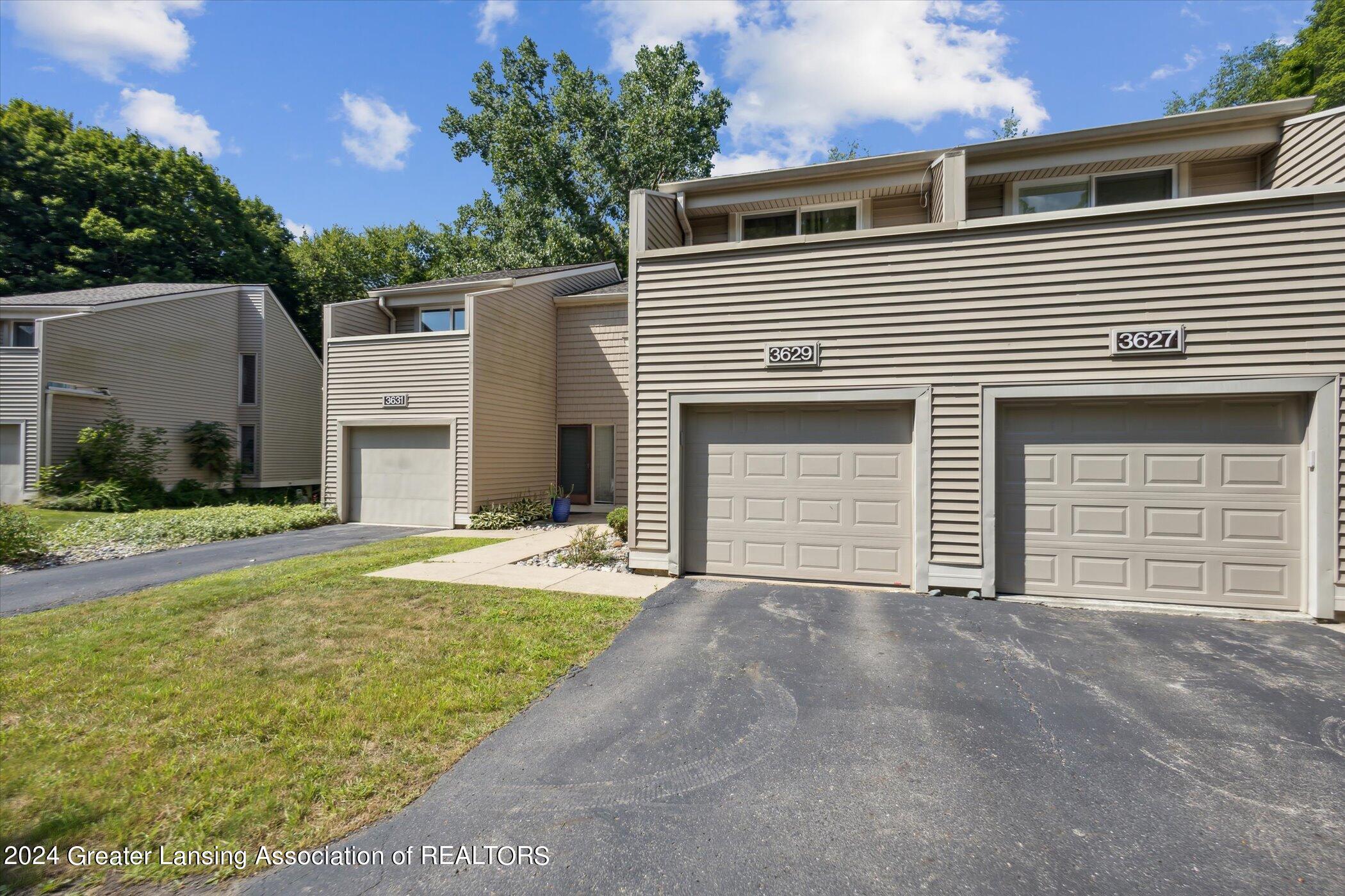 3631 East Meadows Court