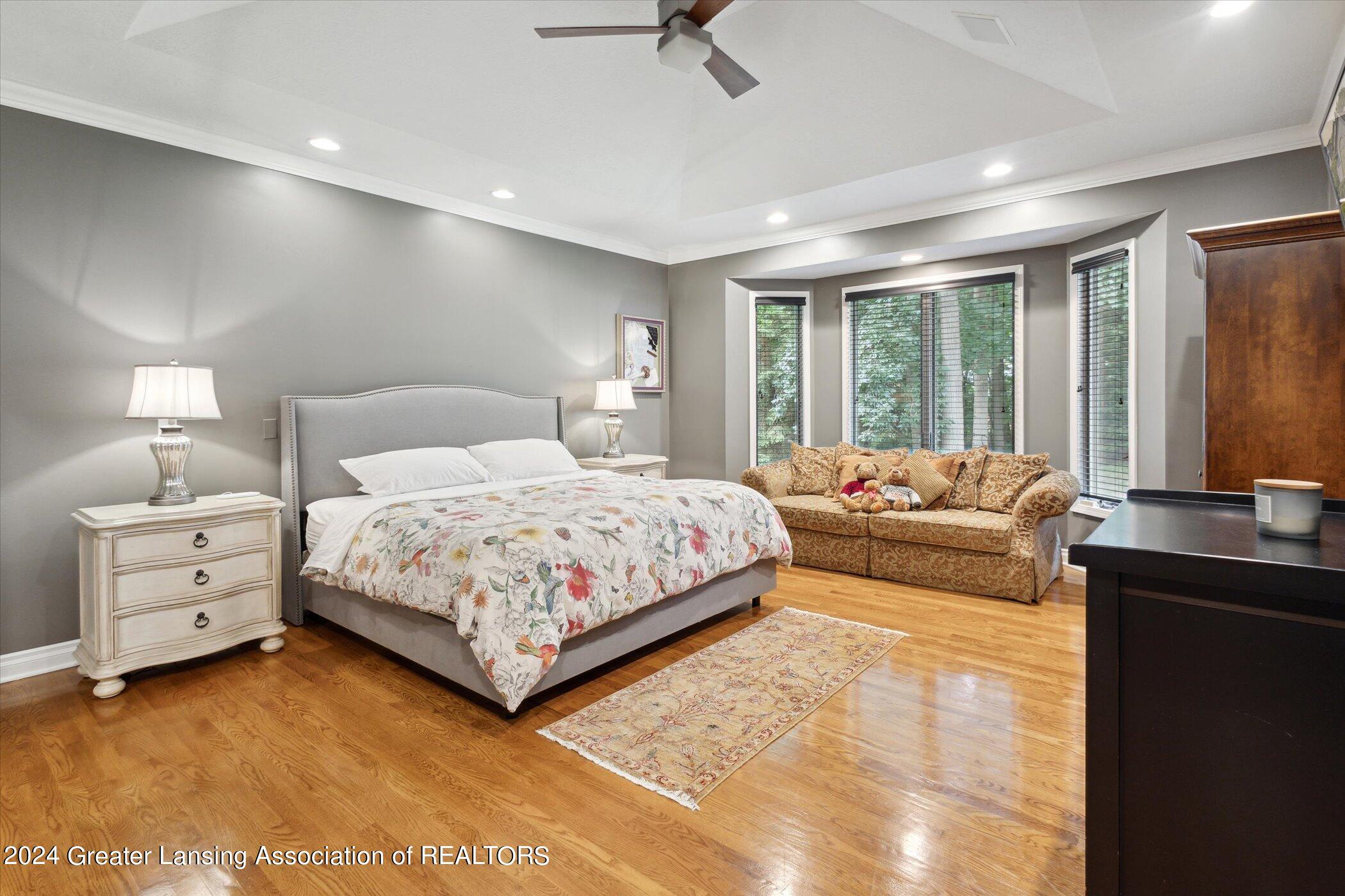 2384 Pine Hollow Drive