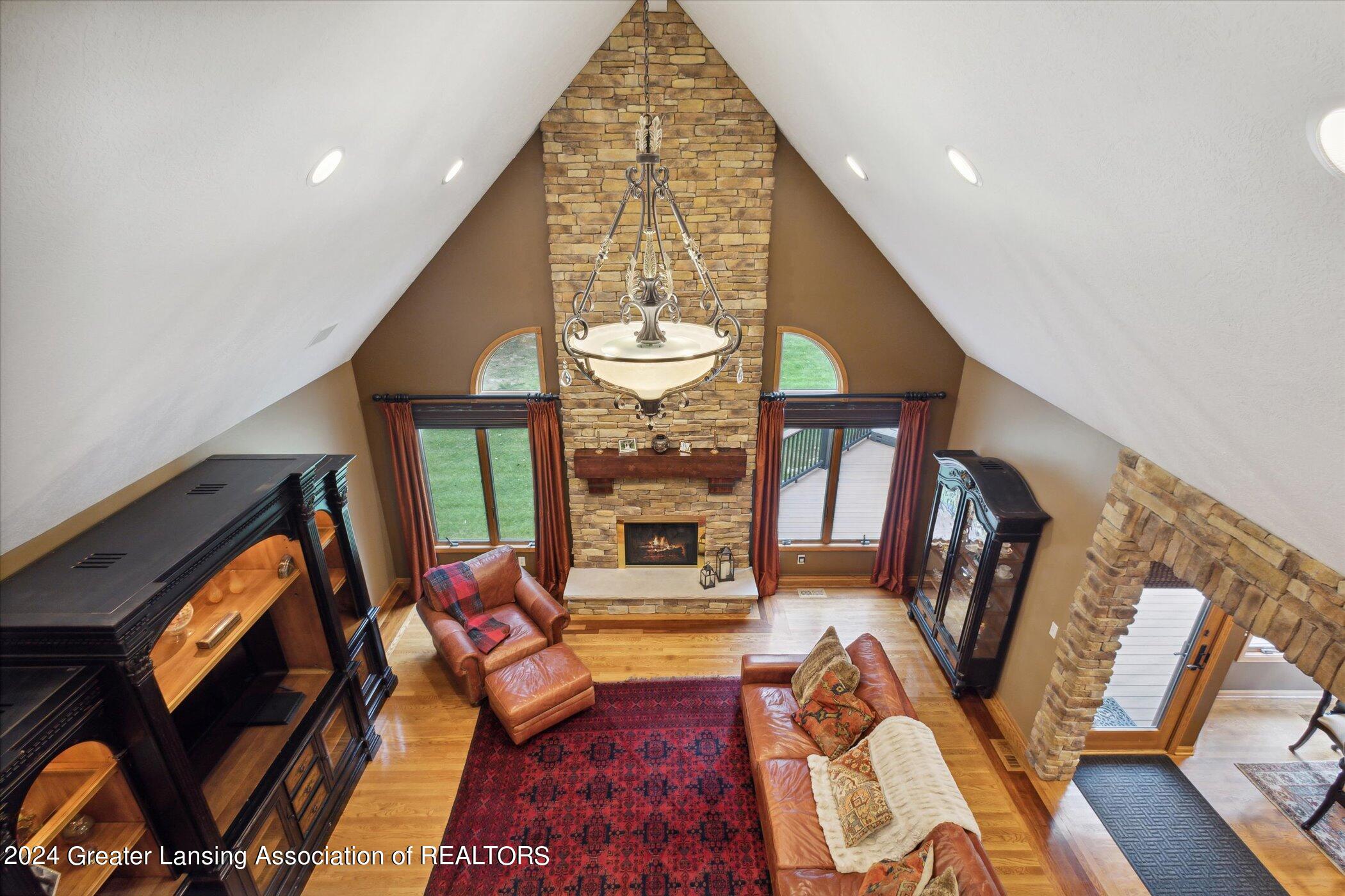 2384 Pine Hollow Drive