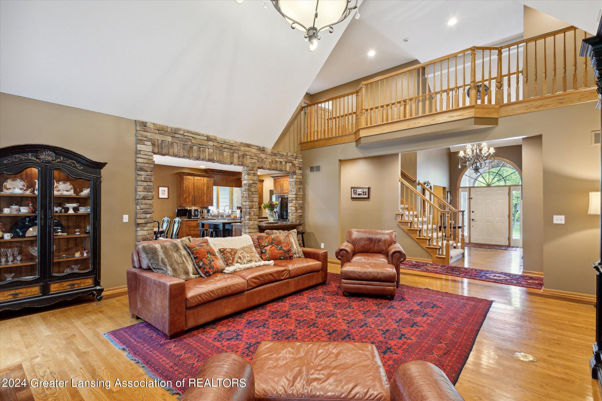 2384 Pine Hollow Drive