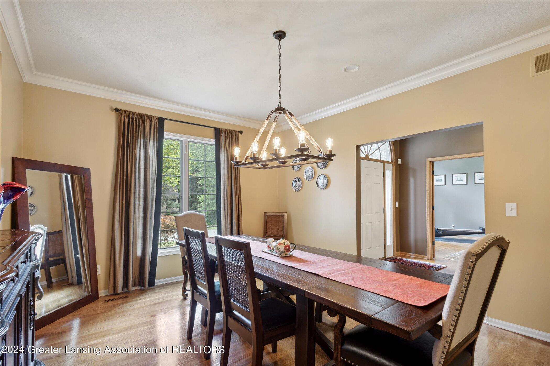 2384 Pine Hollow Drive