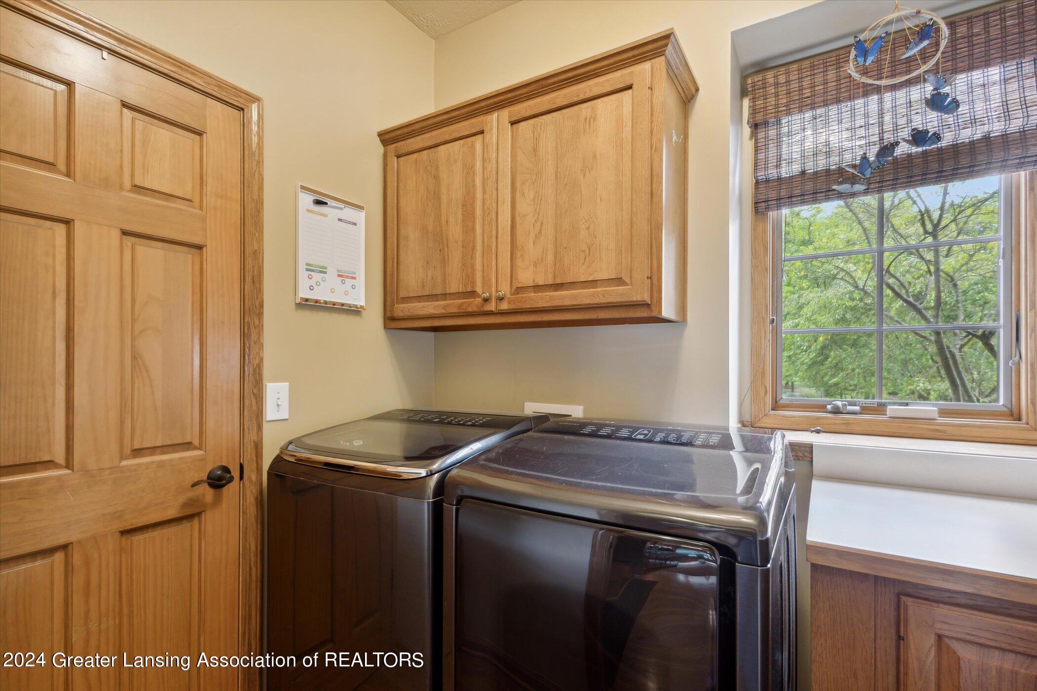 2384 Pine Hollow Drive