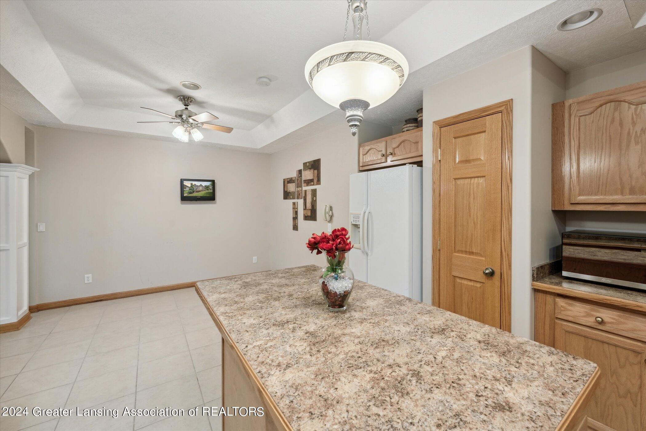 16875 Meadowbrook Drive