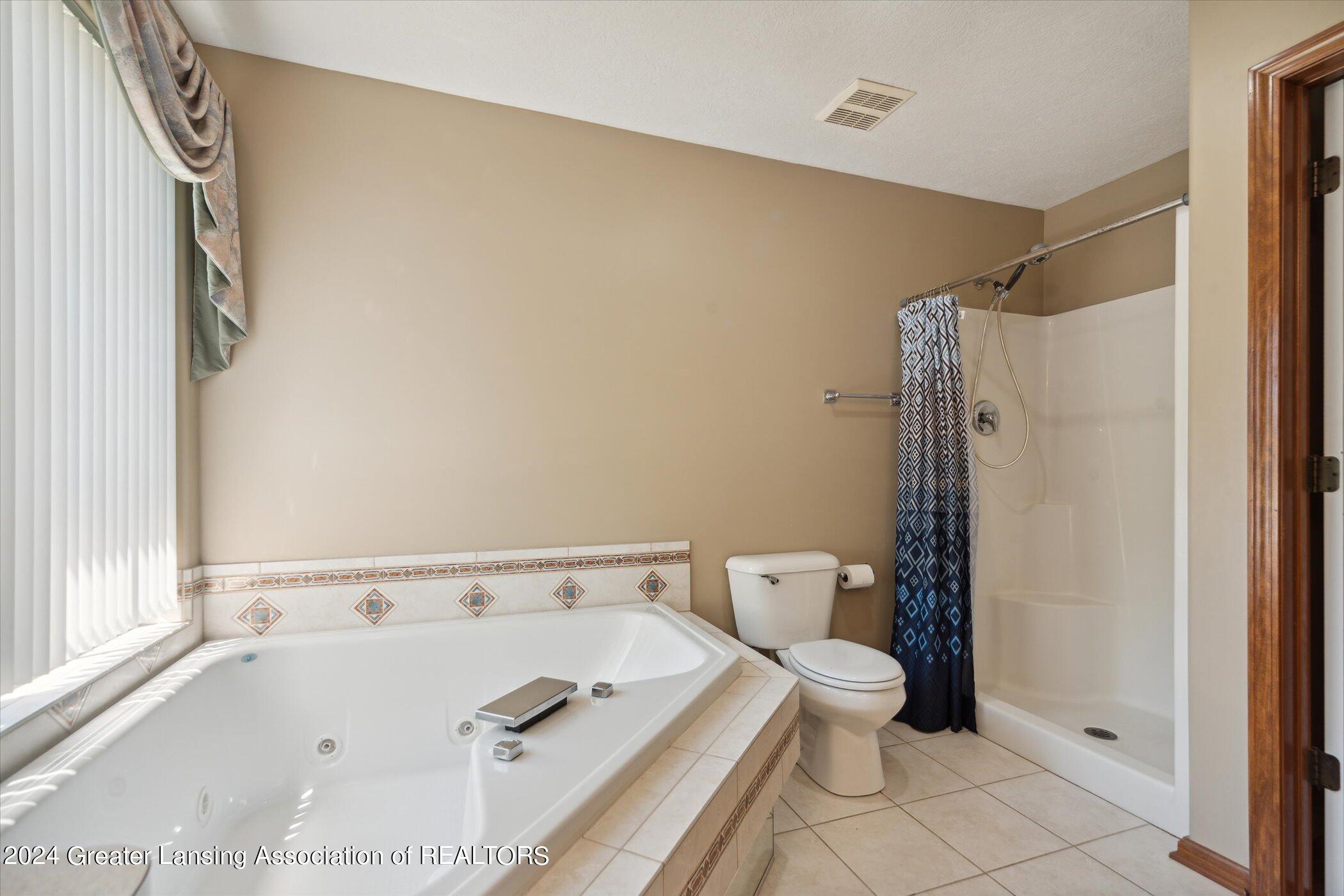 16875 Meadowbrook Drive