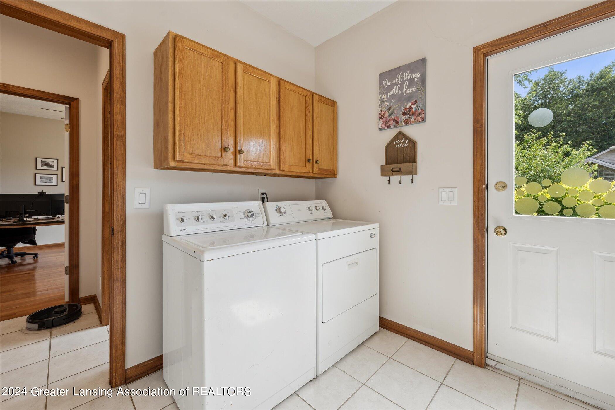 16875 Meadowbrook Drive