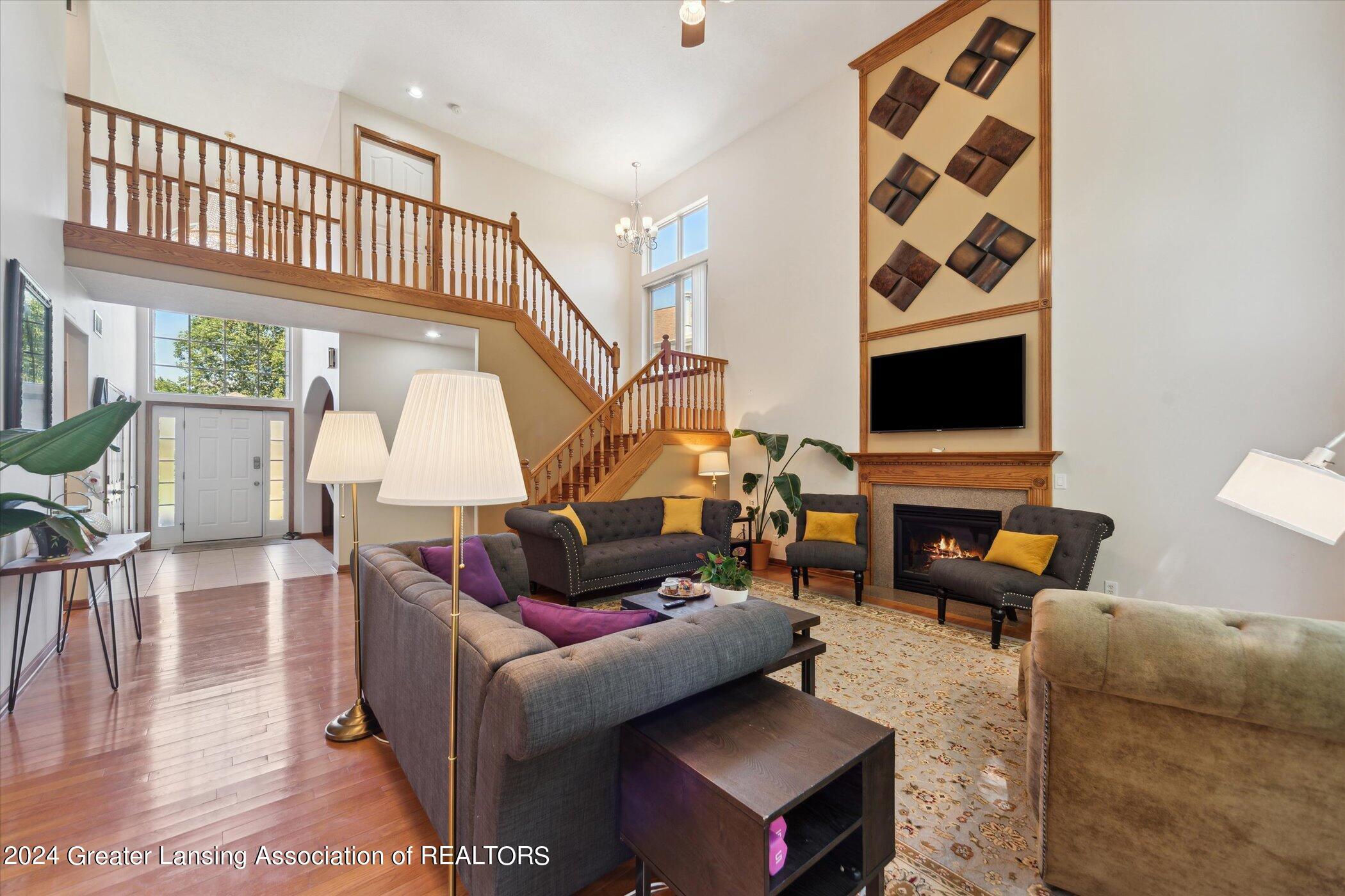 16875 Meadowbrook Drive