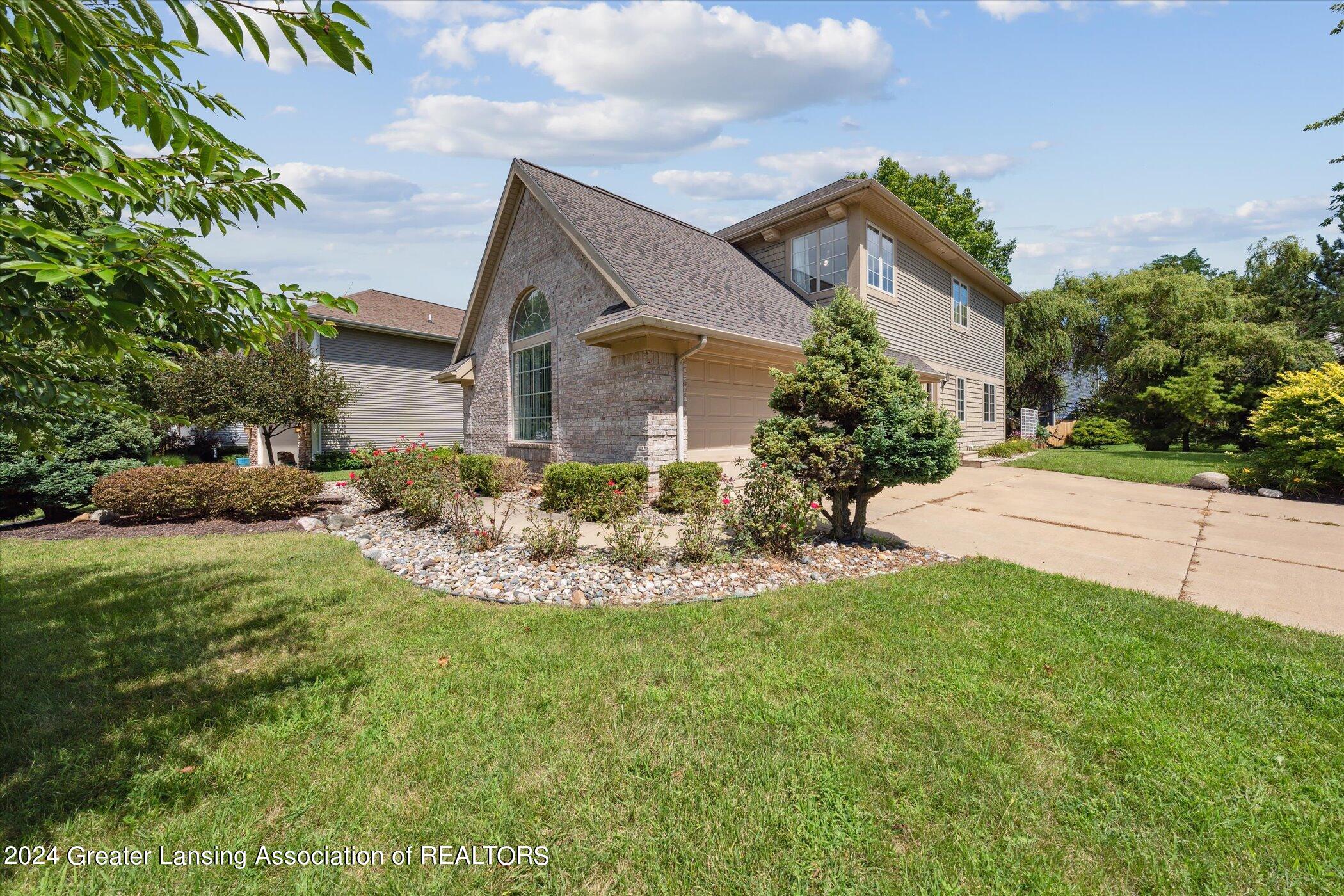 16875 Meadowbrook Drive