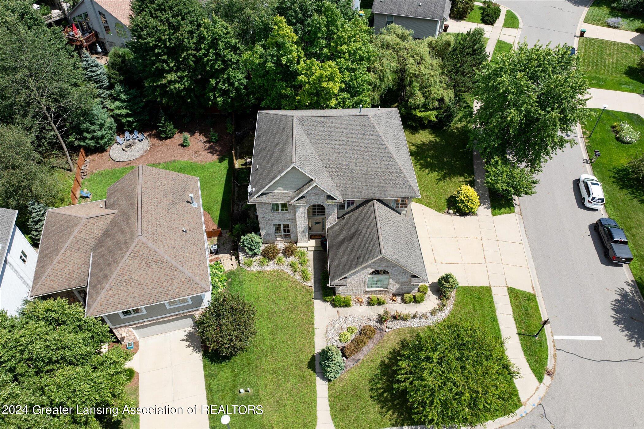 16875 Meadowbrook Drive
