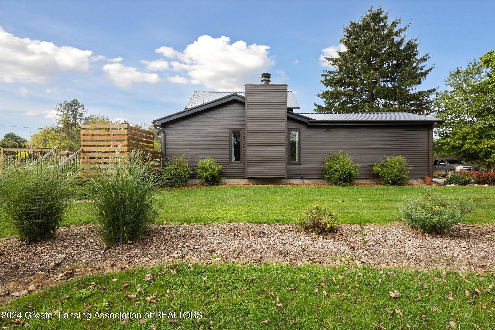 8089 Laingsburg Road