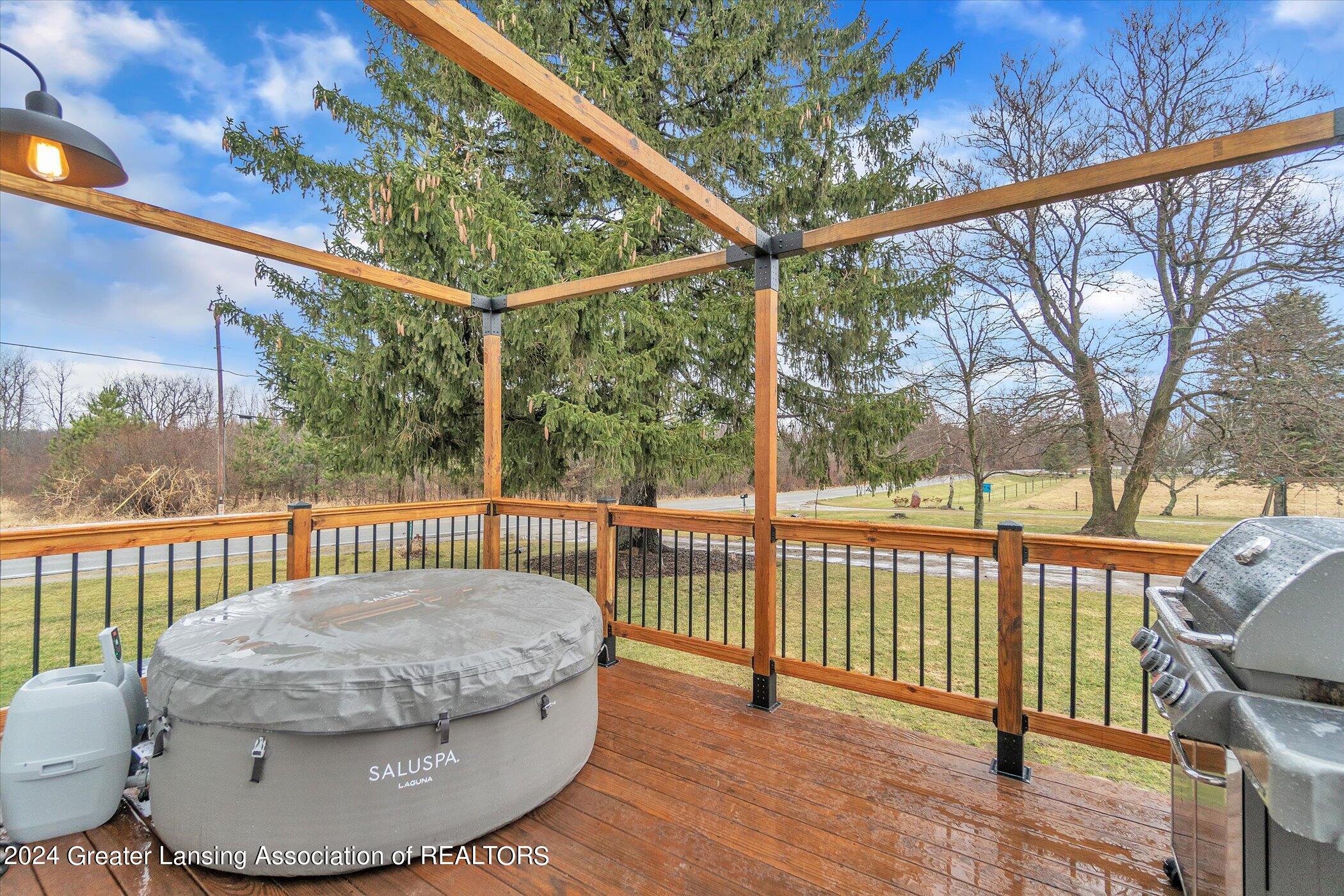 8089 Laingsburg Road