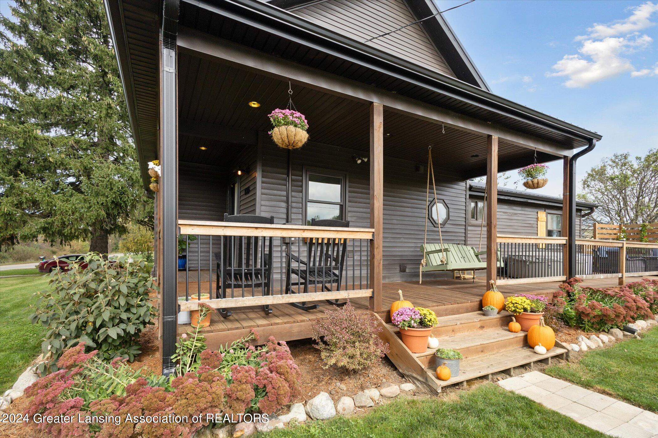 8089 Laingsburg Road