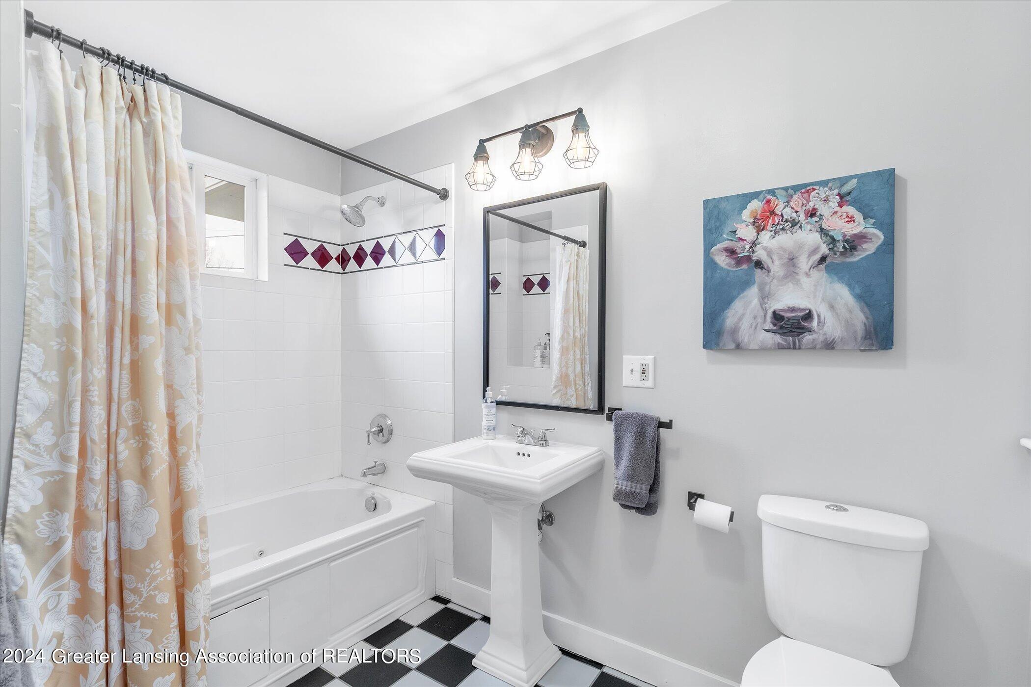 8089 Laingsburg Road