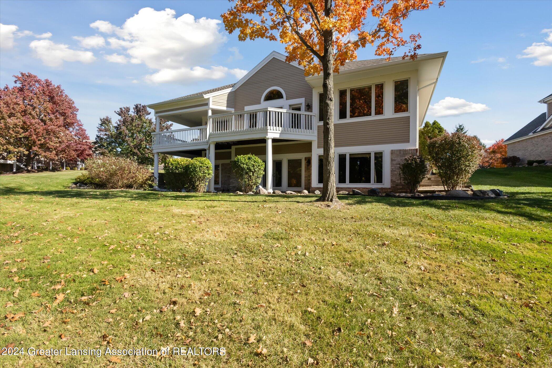 6111 W Longview Drive