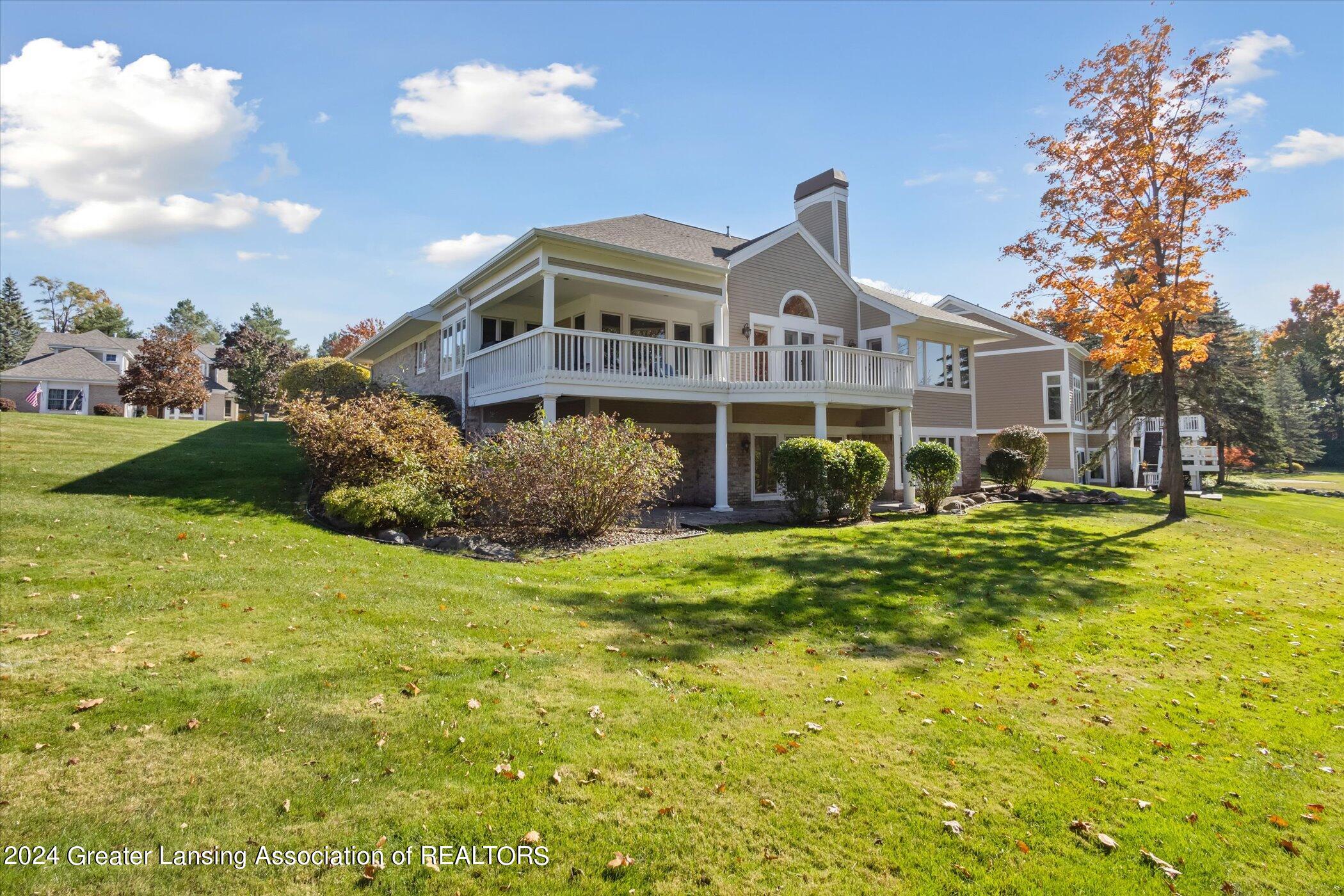 6111 W Longview Drive