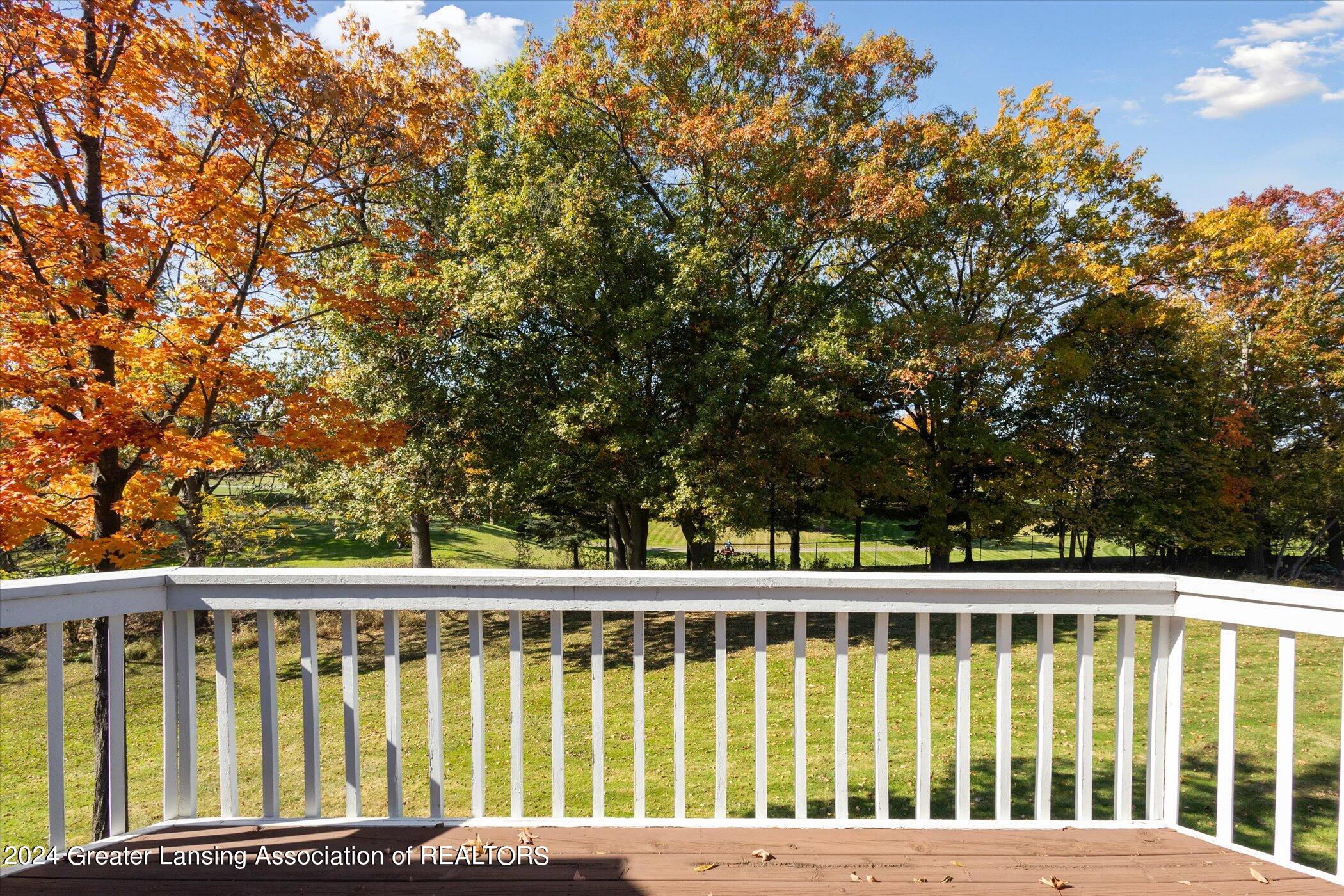 6111 W Longview Drive