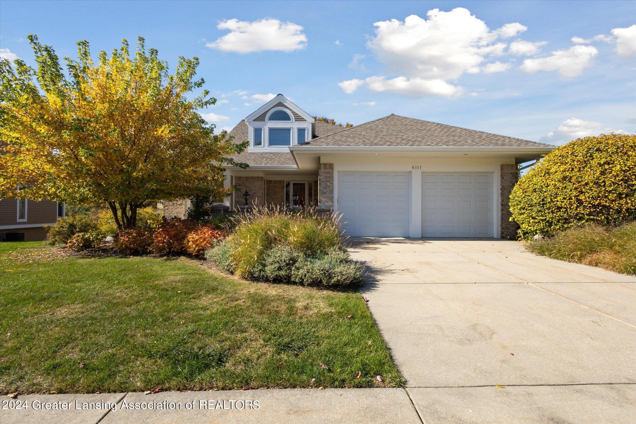 6111 W Longview Drive