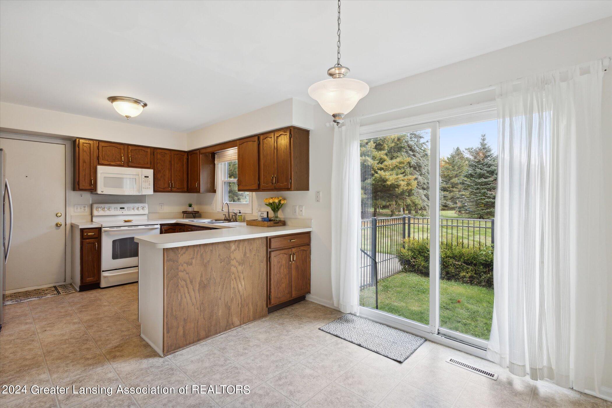 3580 E Arbutus Drive