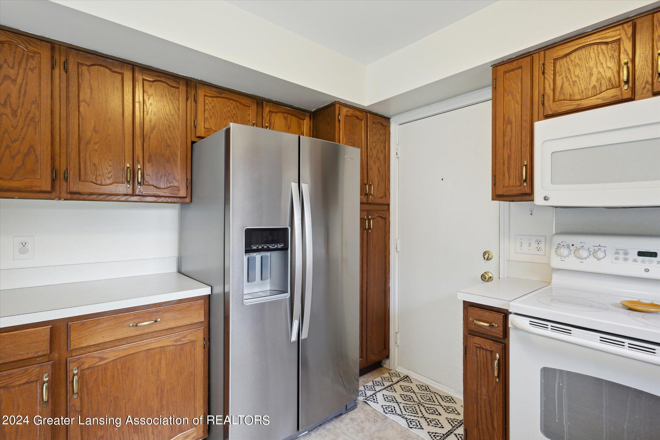 3580 E Arbutus Drive