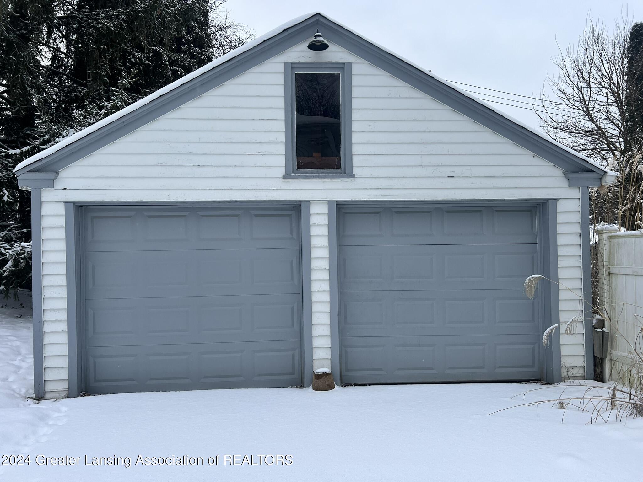 2232 Kenmore Drive