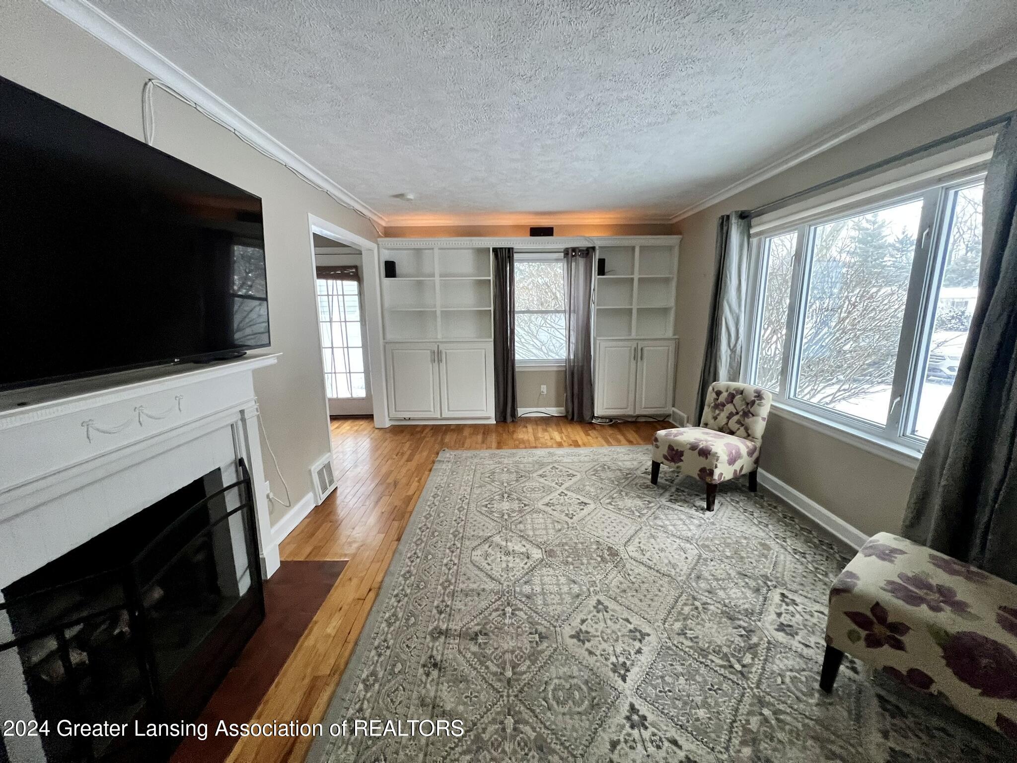 2232 Kenmore Drive