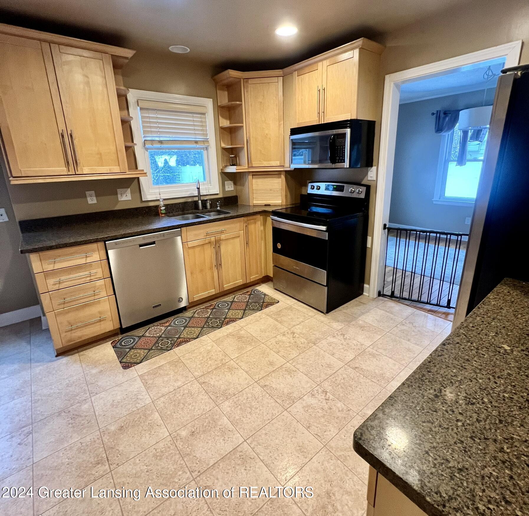 2232 Kenmore Drive