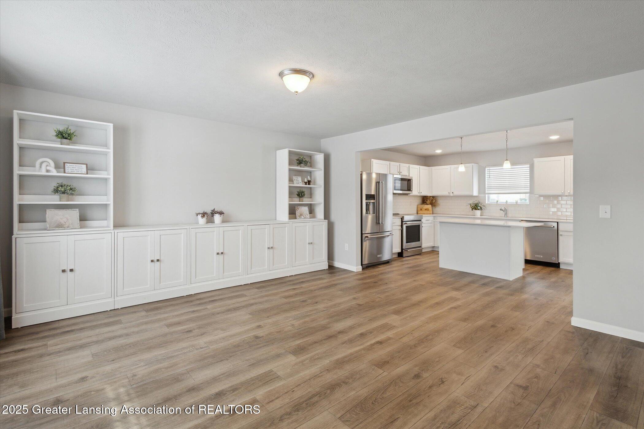 13822 Kaleidoscope Drive, DeWitt